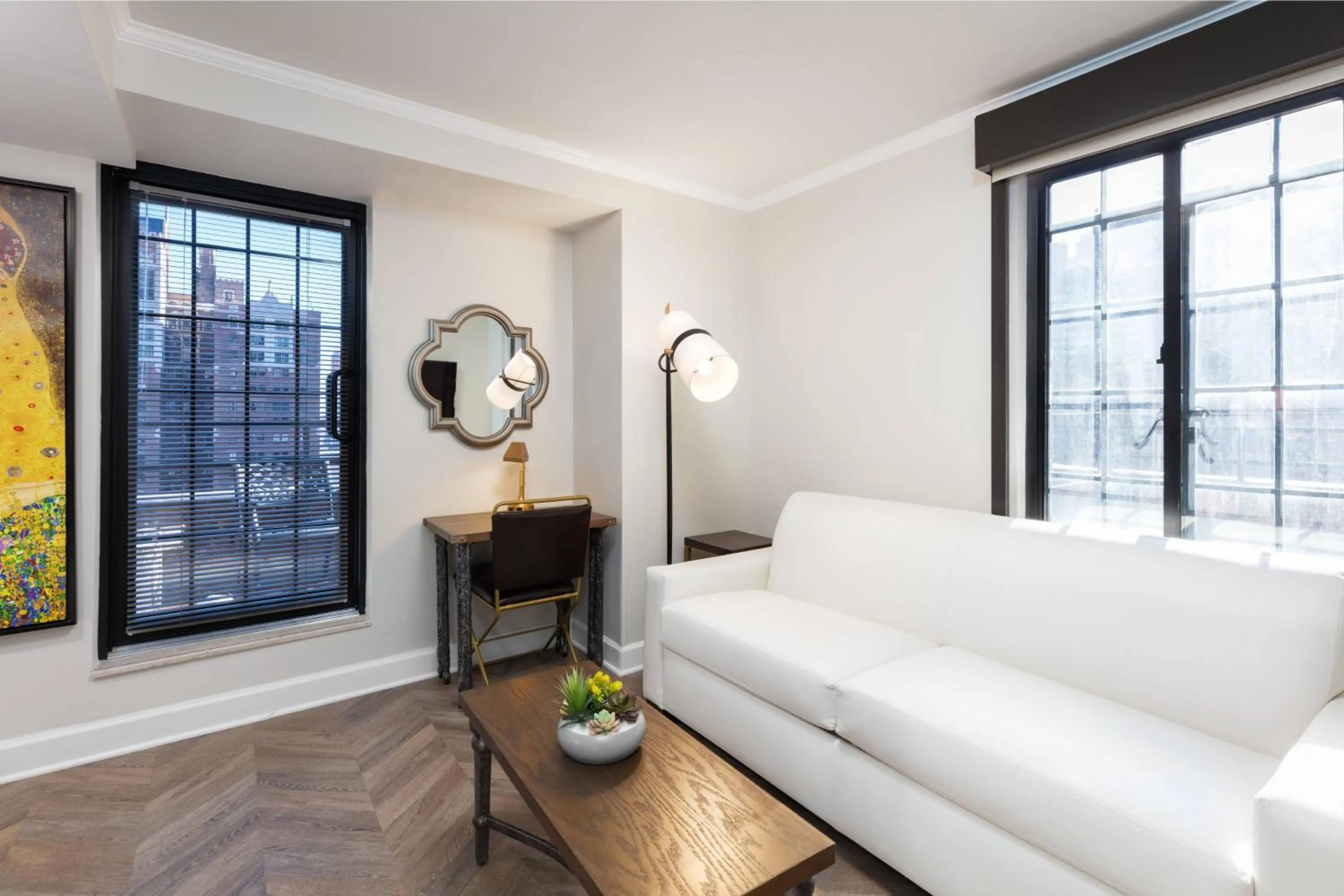 Living room, Bed in Westgate New York Grand Central