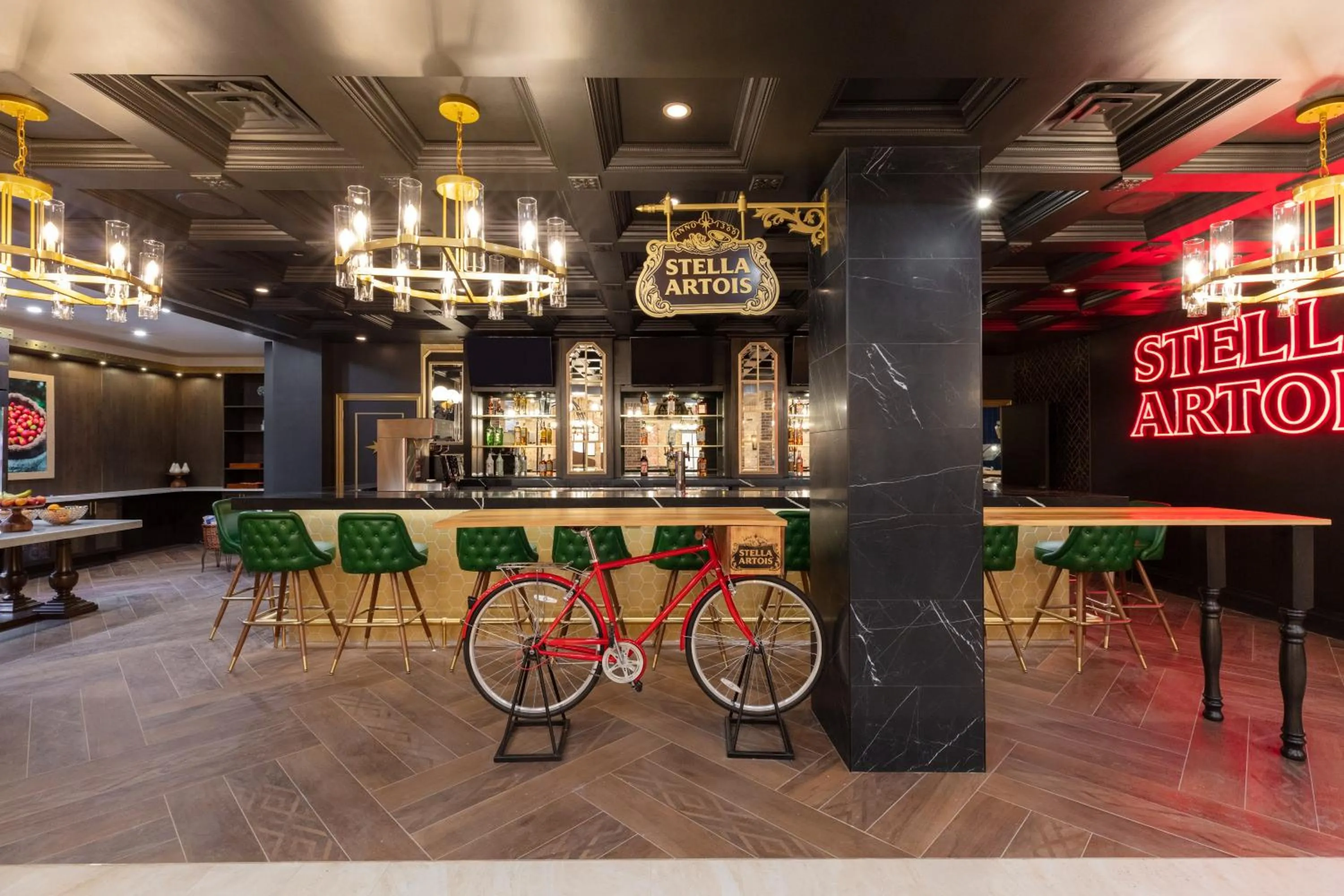 Lounge or bar in Westgate New York Grand Central