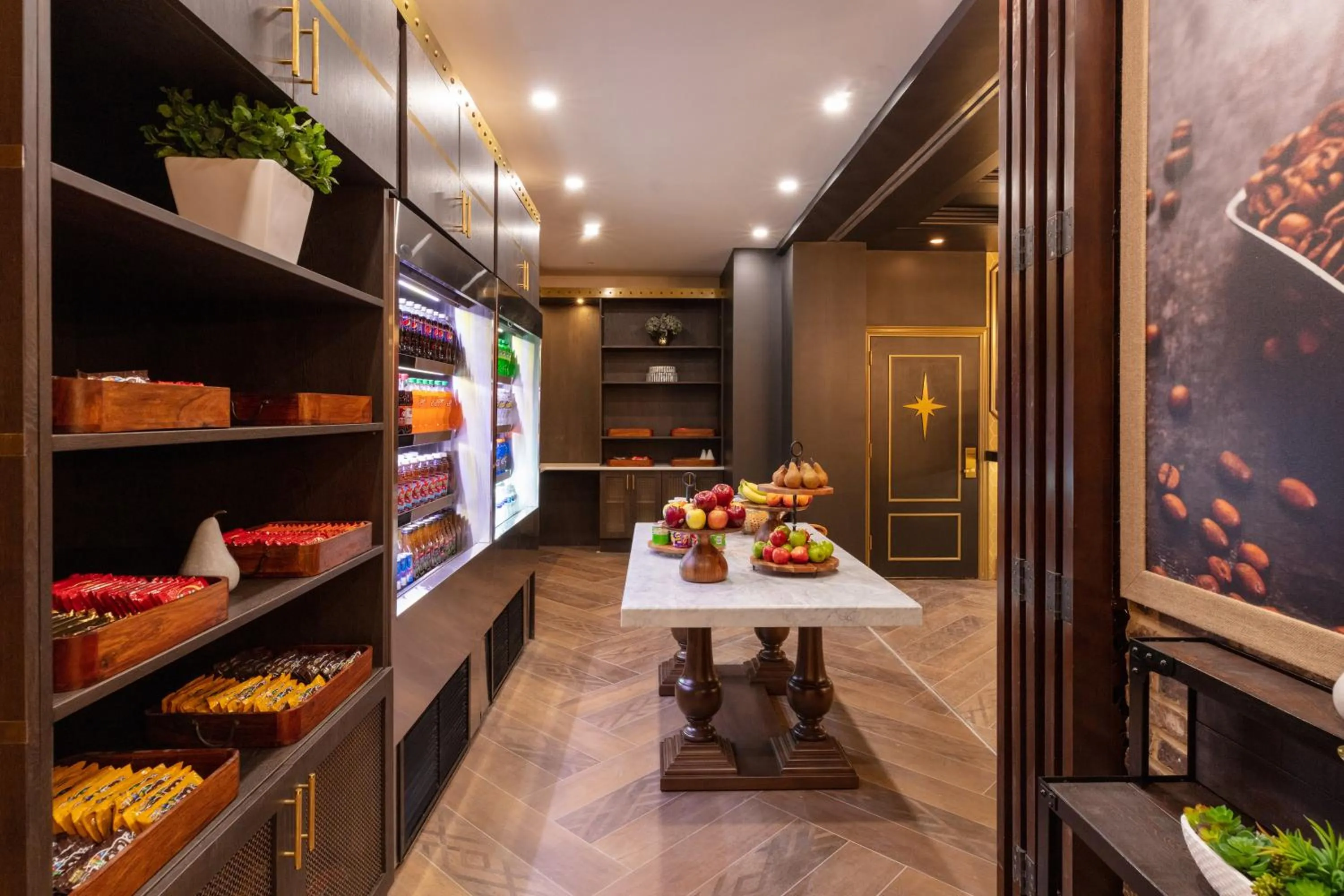 On-site shops in Westgate New York Grand Central