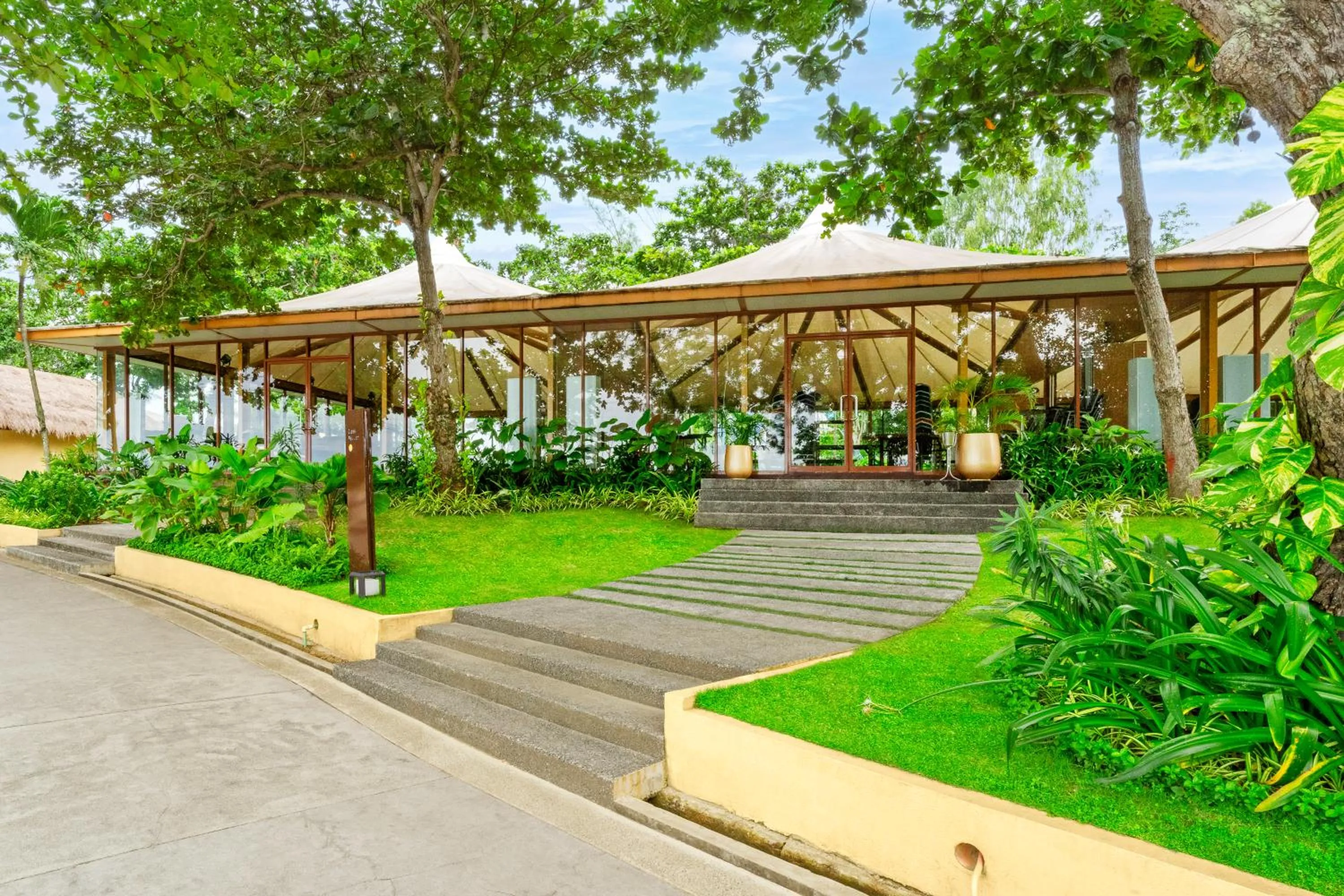 Garden view in Savoy Hotel Mactan Cebu near Newtown Beach