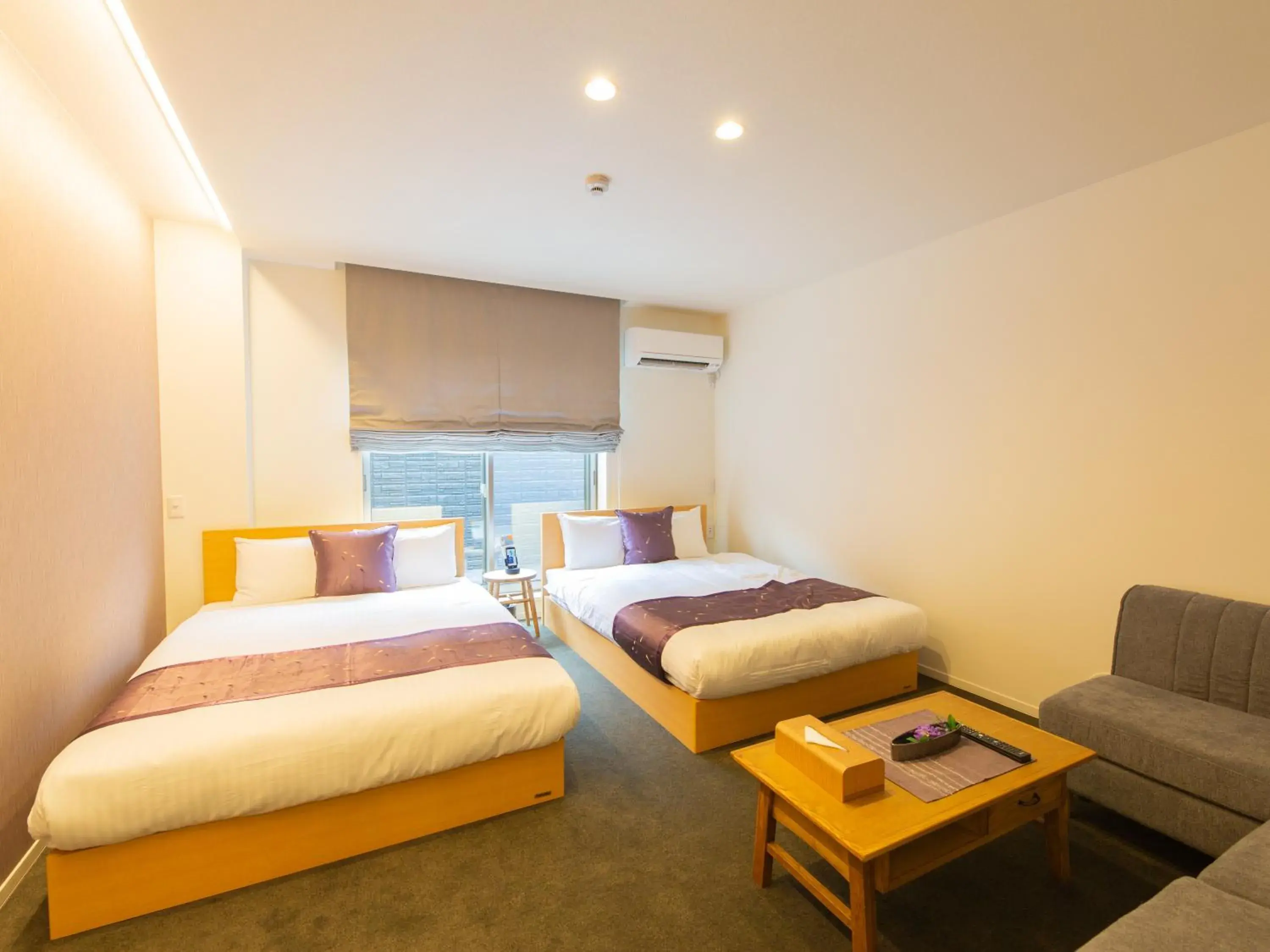 Standard Twin Room in GRAND BASE Hiroshima Ekimae Standard Twin Room in GRAND BASE Hiroshima Ekimae