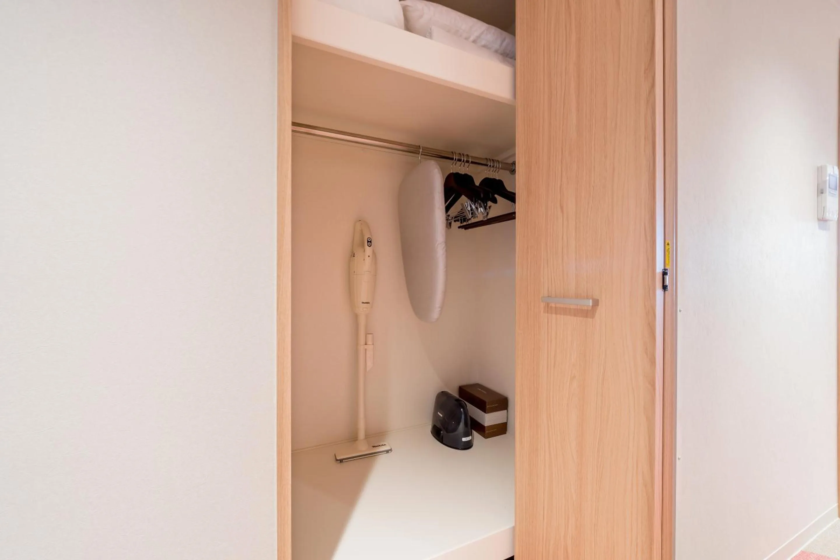 wardrobe in RESI STAY Nishijin