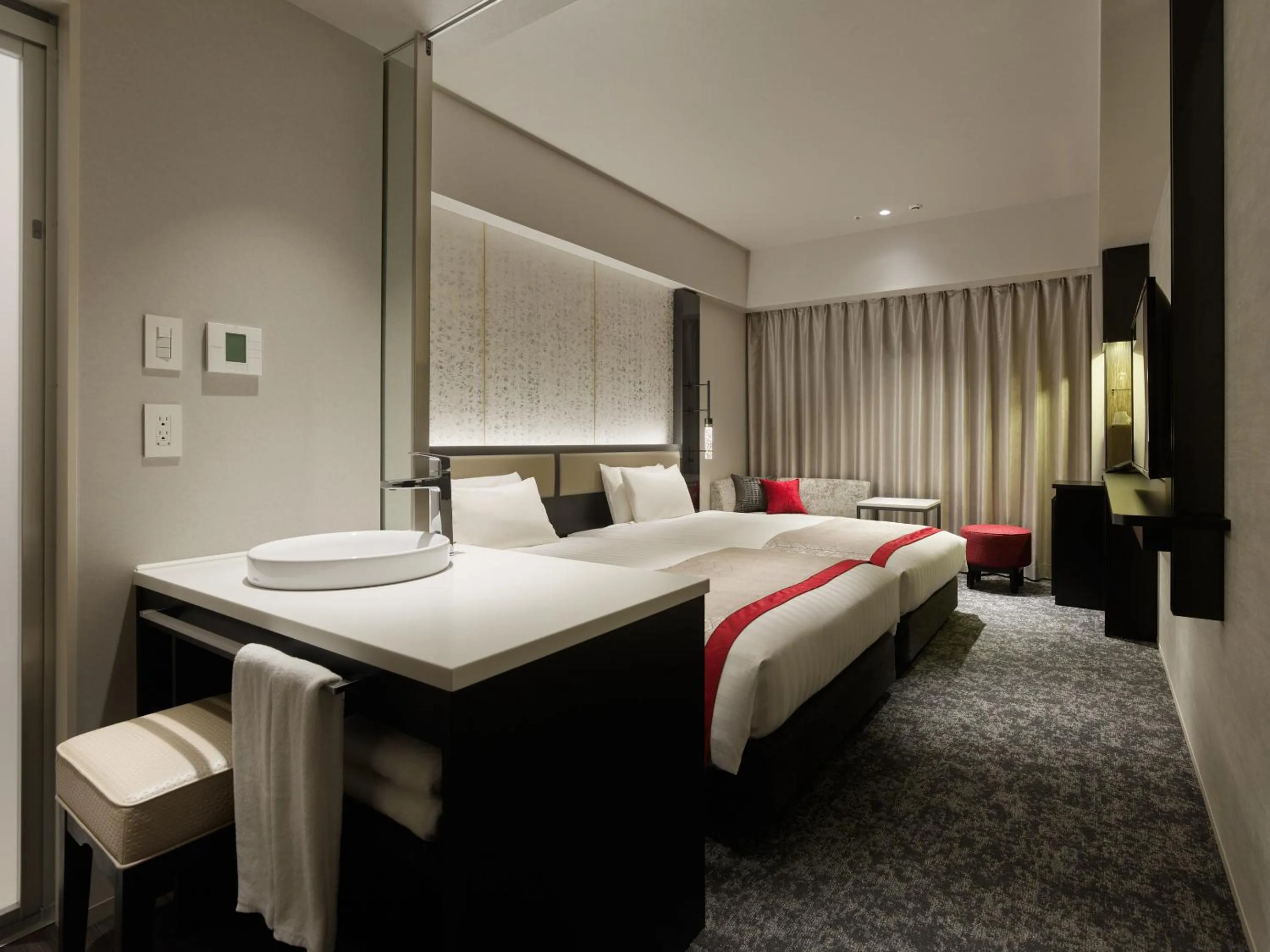 Photo of the whole room, Bed in Mitsui Garden Hotel Fukuoka Nakasu