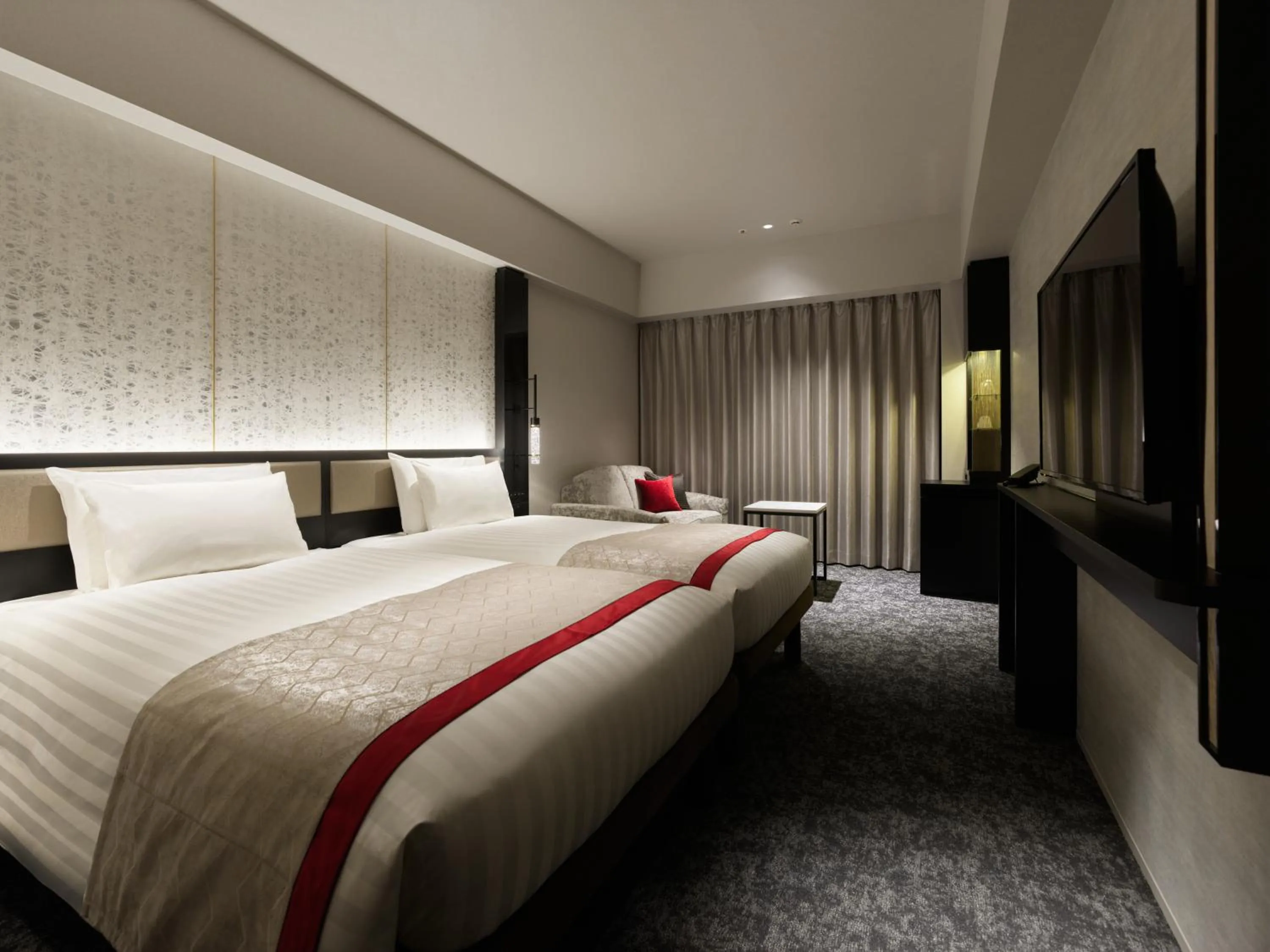 Photo of the whole room, Bed in Mitsui Garden Hotel Fukuoka Nakasu