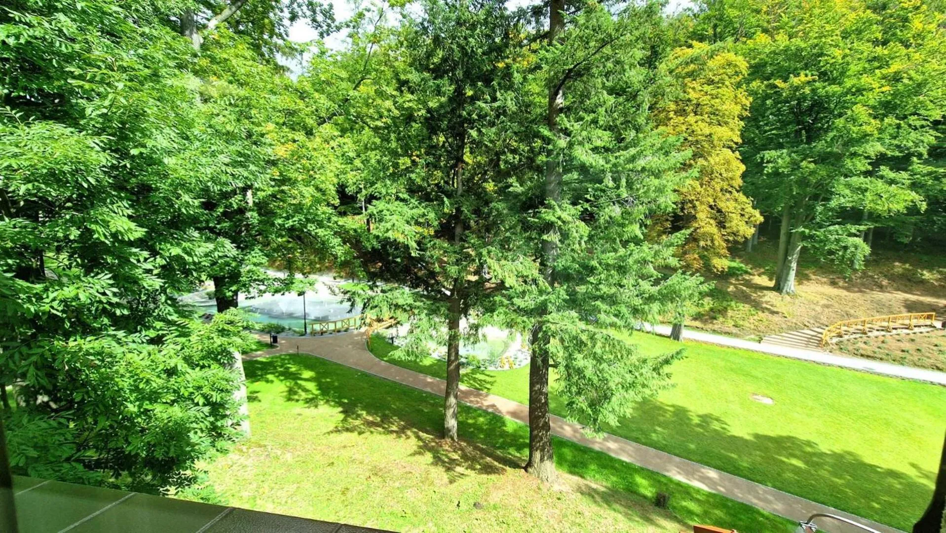 Garden view in Petite Charlotta