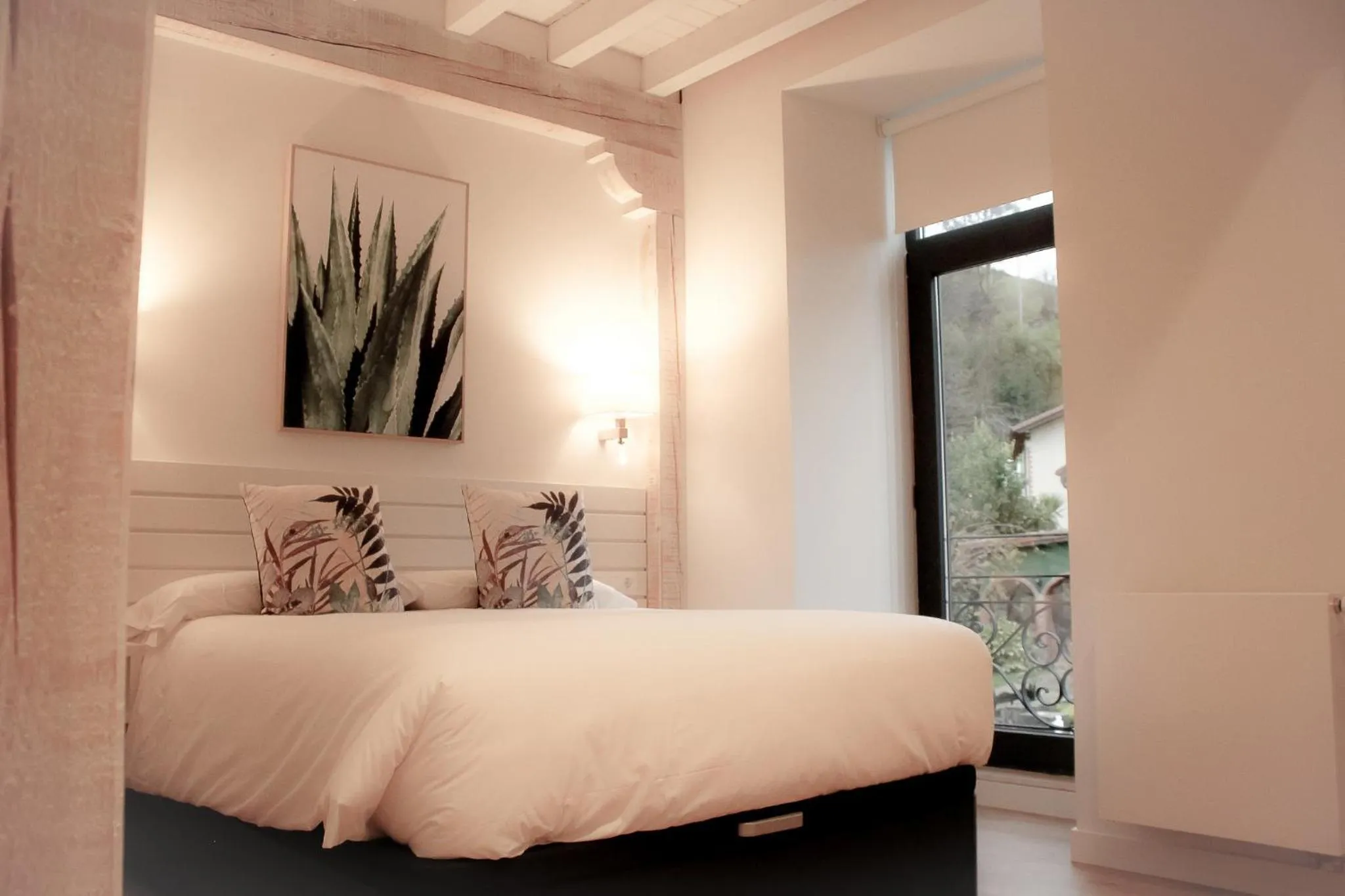 Bedroom, Bed in Apartamentos La Bicicleta