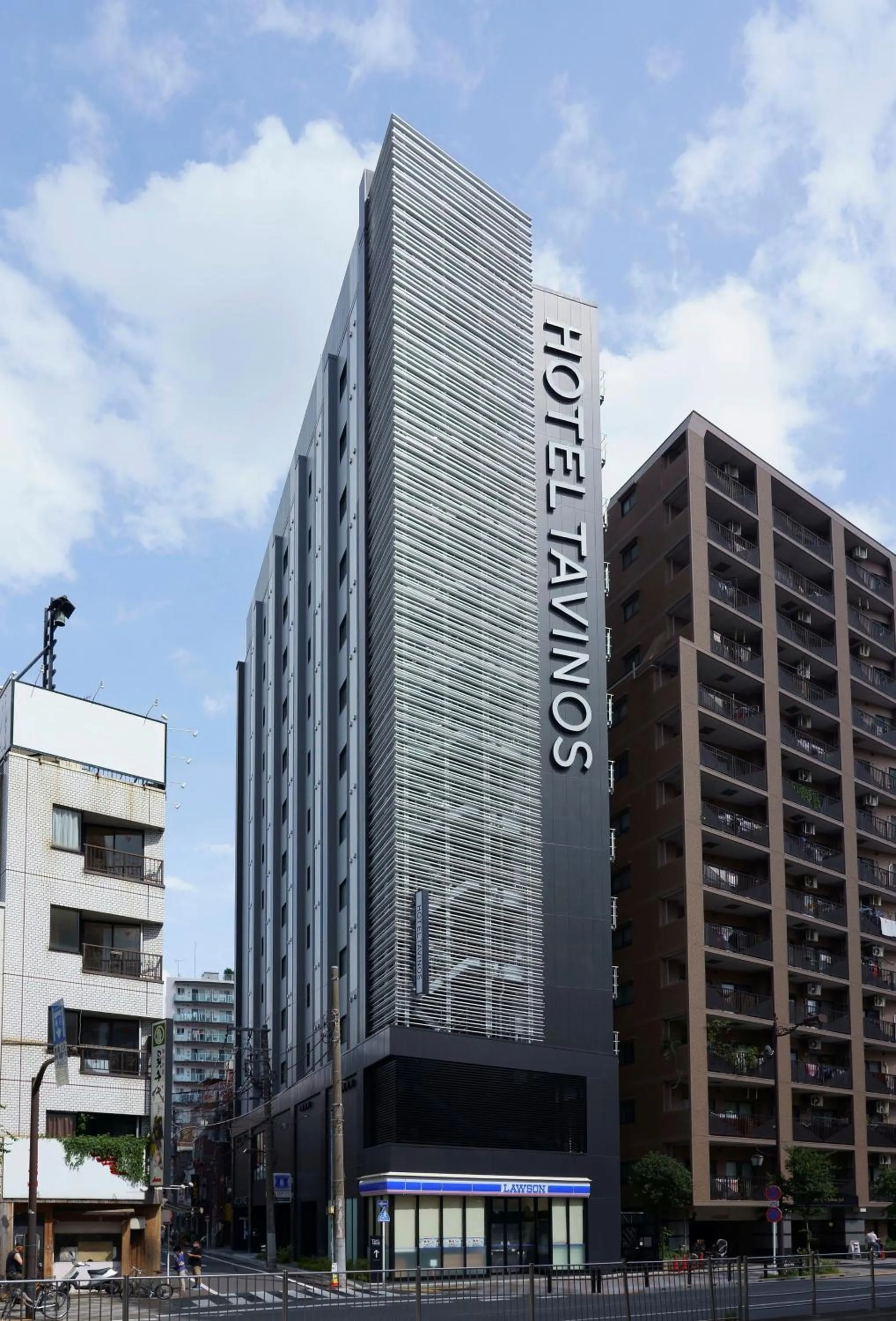 Facade/entrance in HOTEL TAVINOS Asakusa