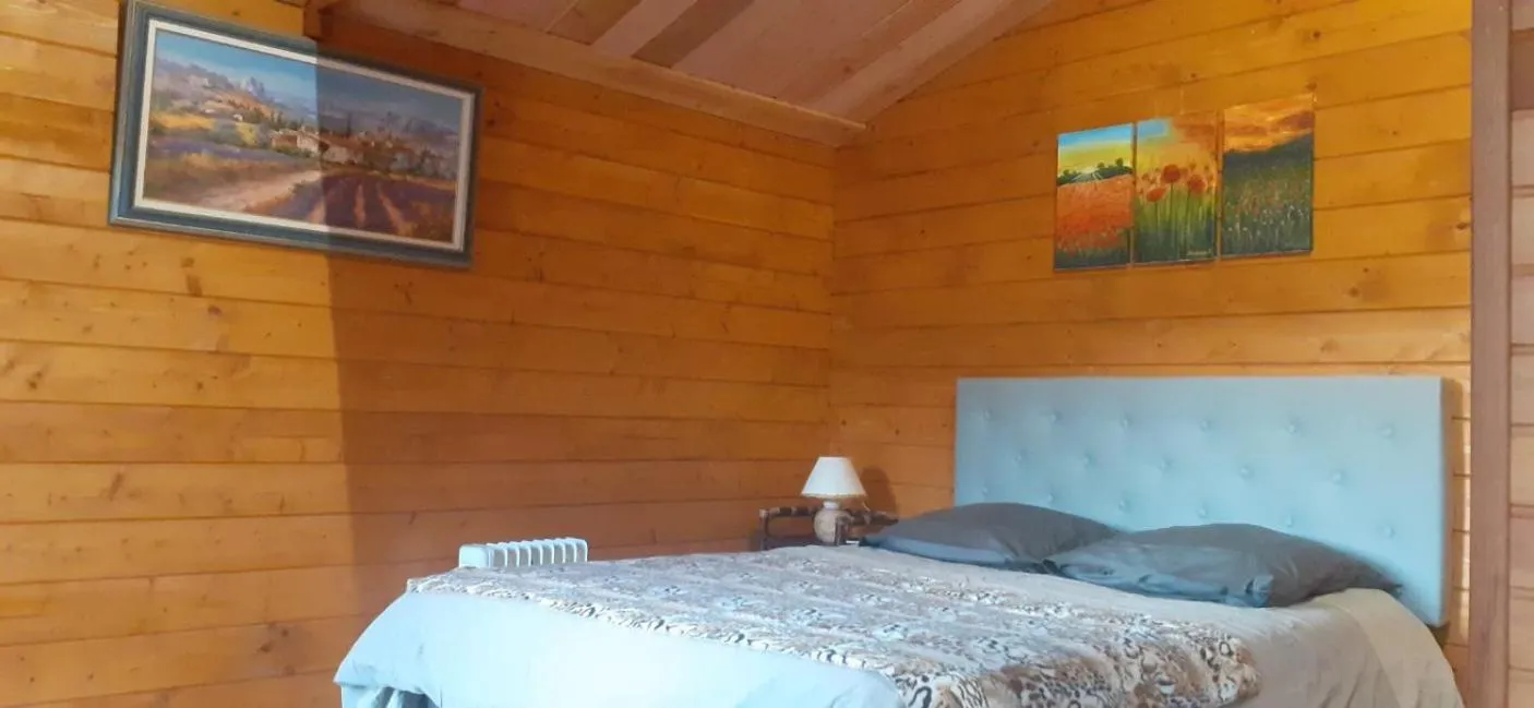 Bed in Chambre La Caunette