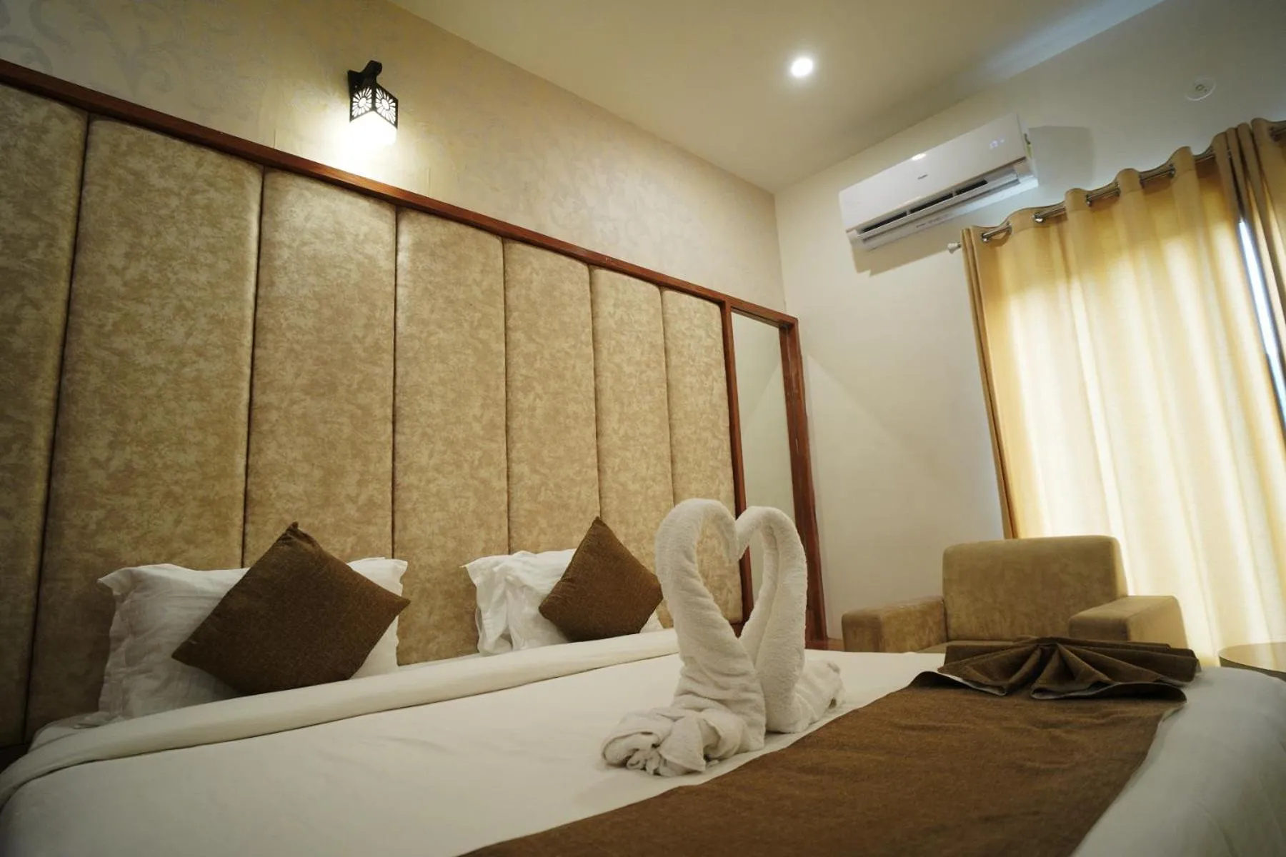 air conditioner, Bed in Amar Bagh Resort