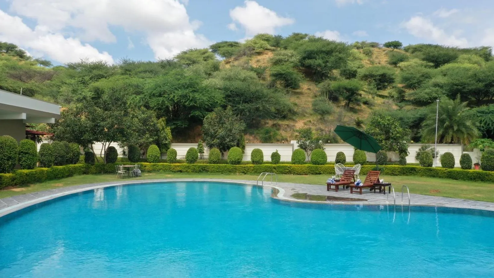 Swimming pool in Amar Bagh Resort