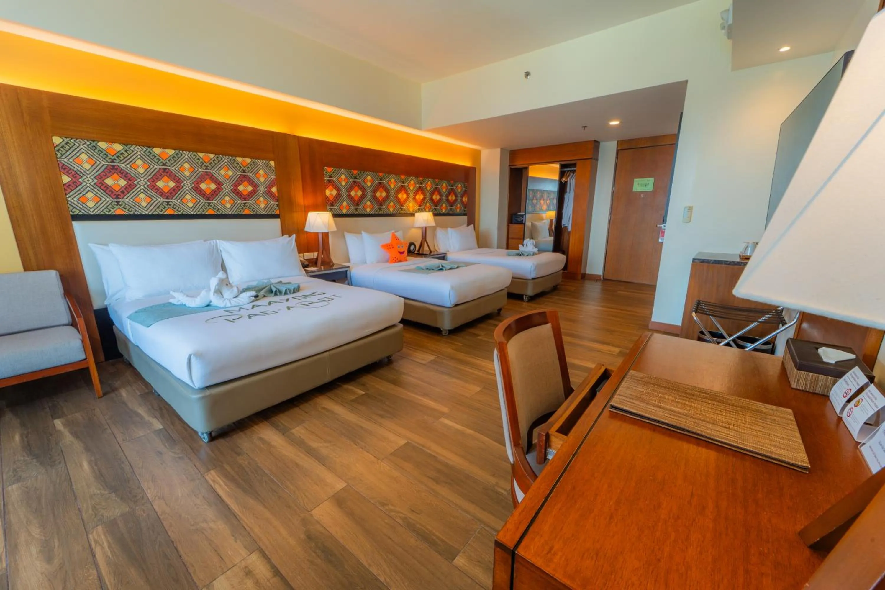 Guests, Bed in Best Western Plus The Ivywall Resort-Panglao