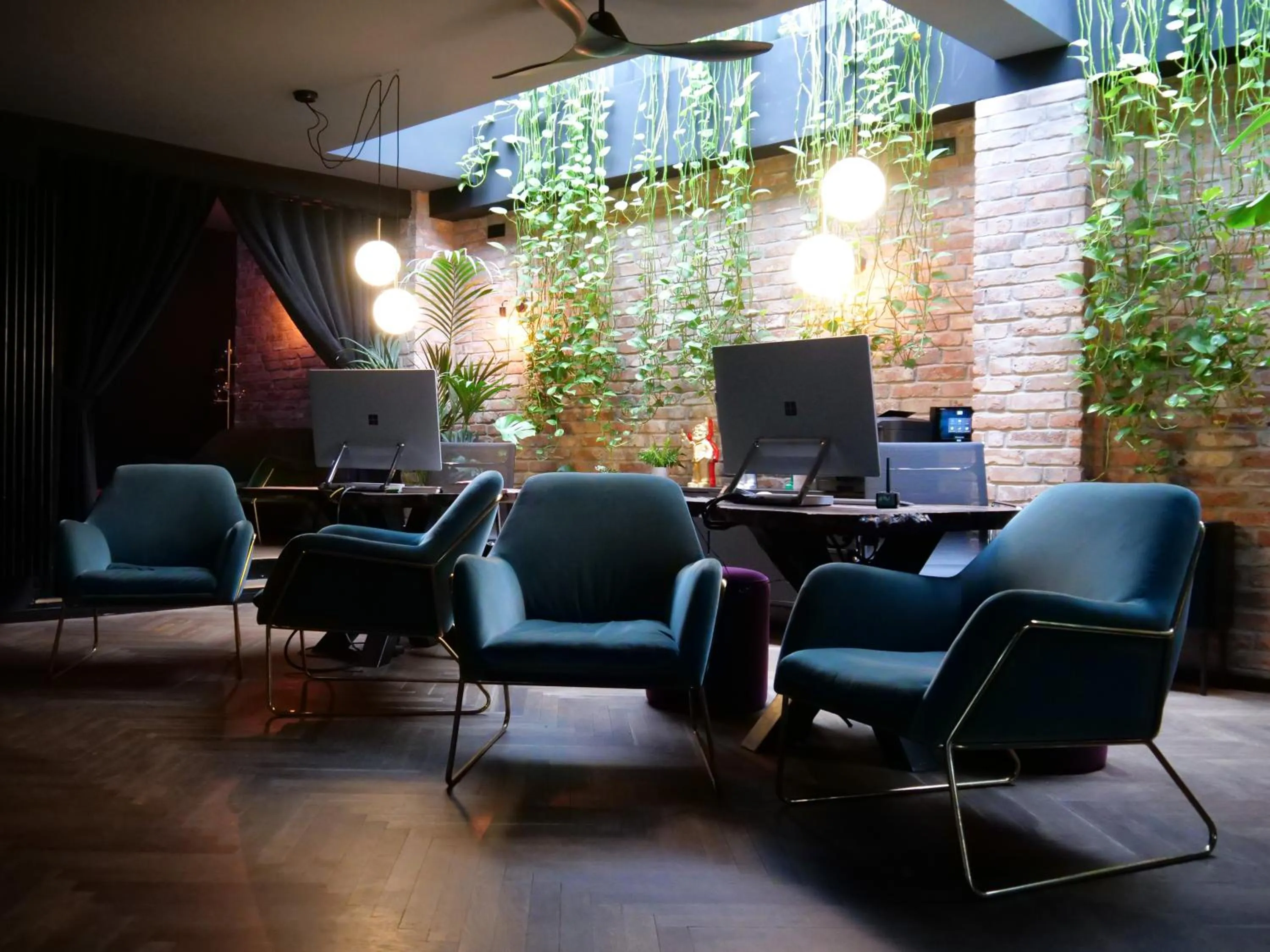 Lobby or reception in 133 Boutique Hotel