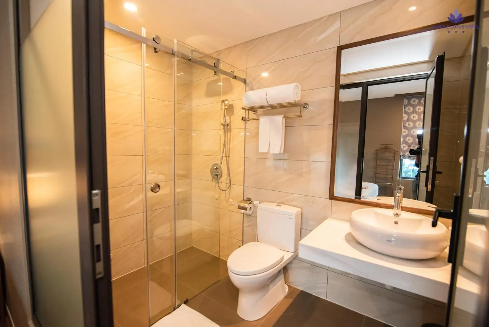 Deluxe Apartment in Purple Lotus Hotel Deluxe Apartment in Purple Lotus Hotel