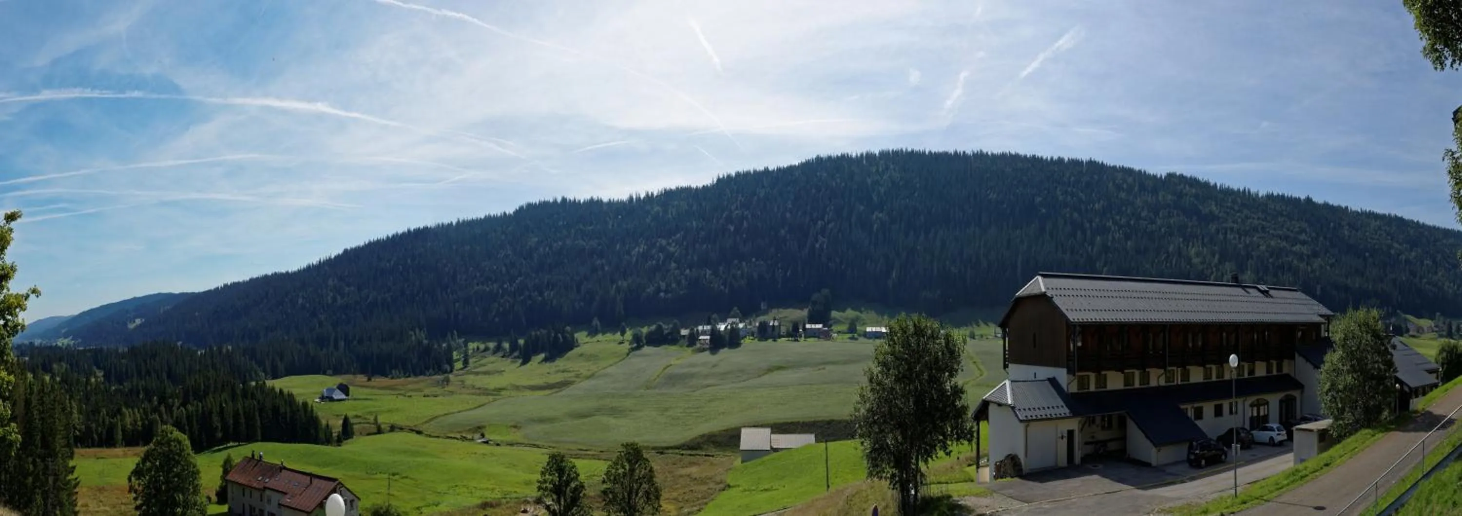 Summer in Hôtel Club Le Risoux