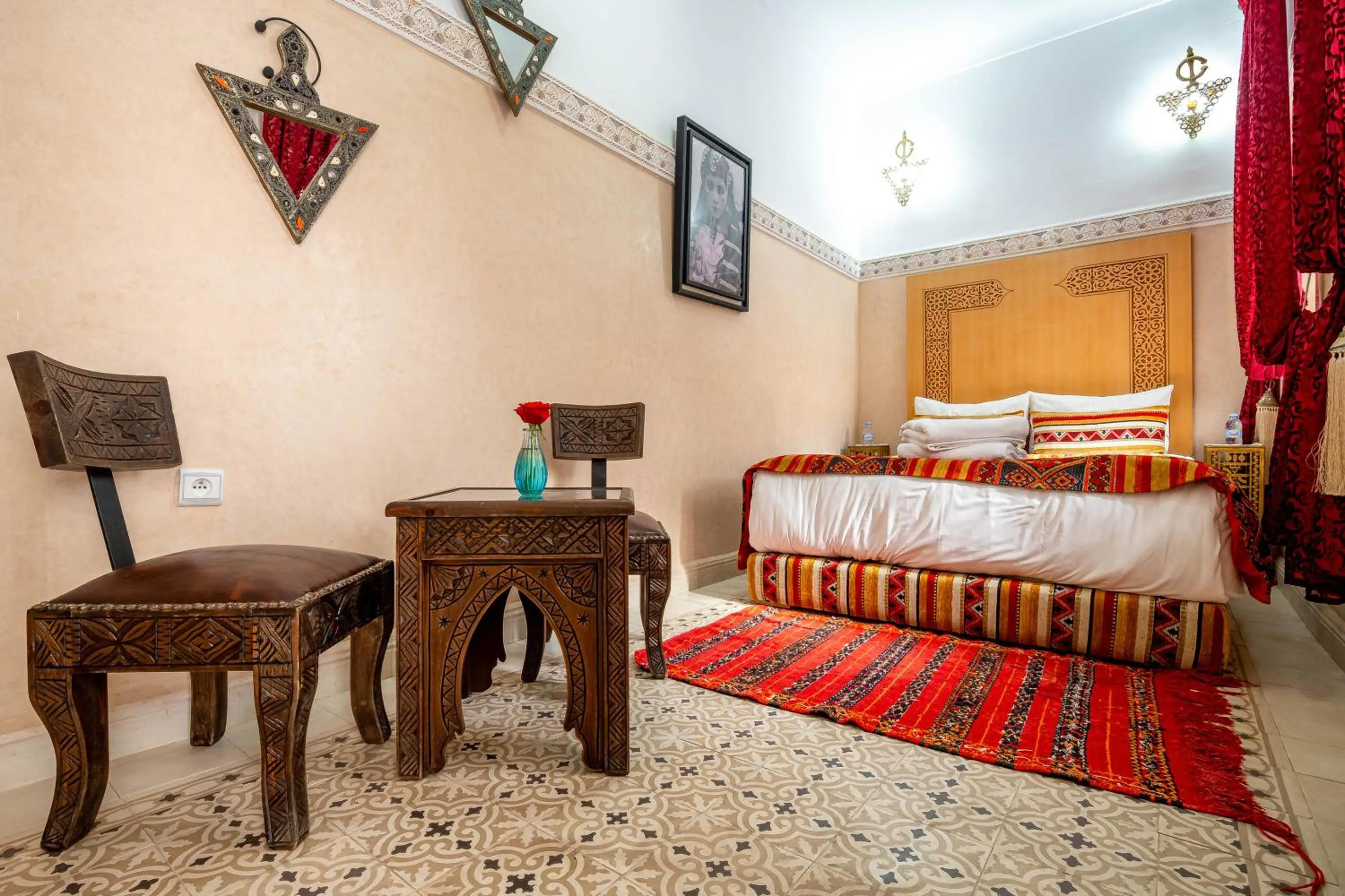 Photo of the whole room, Bed in RIAD LA GAZELLE DU SUD