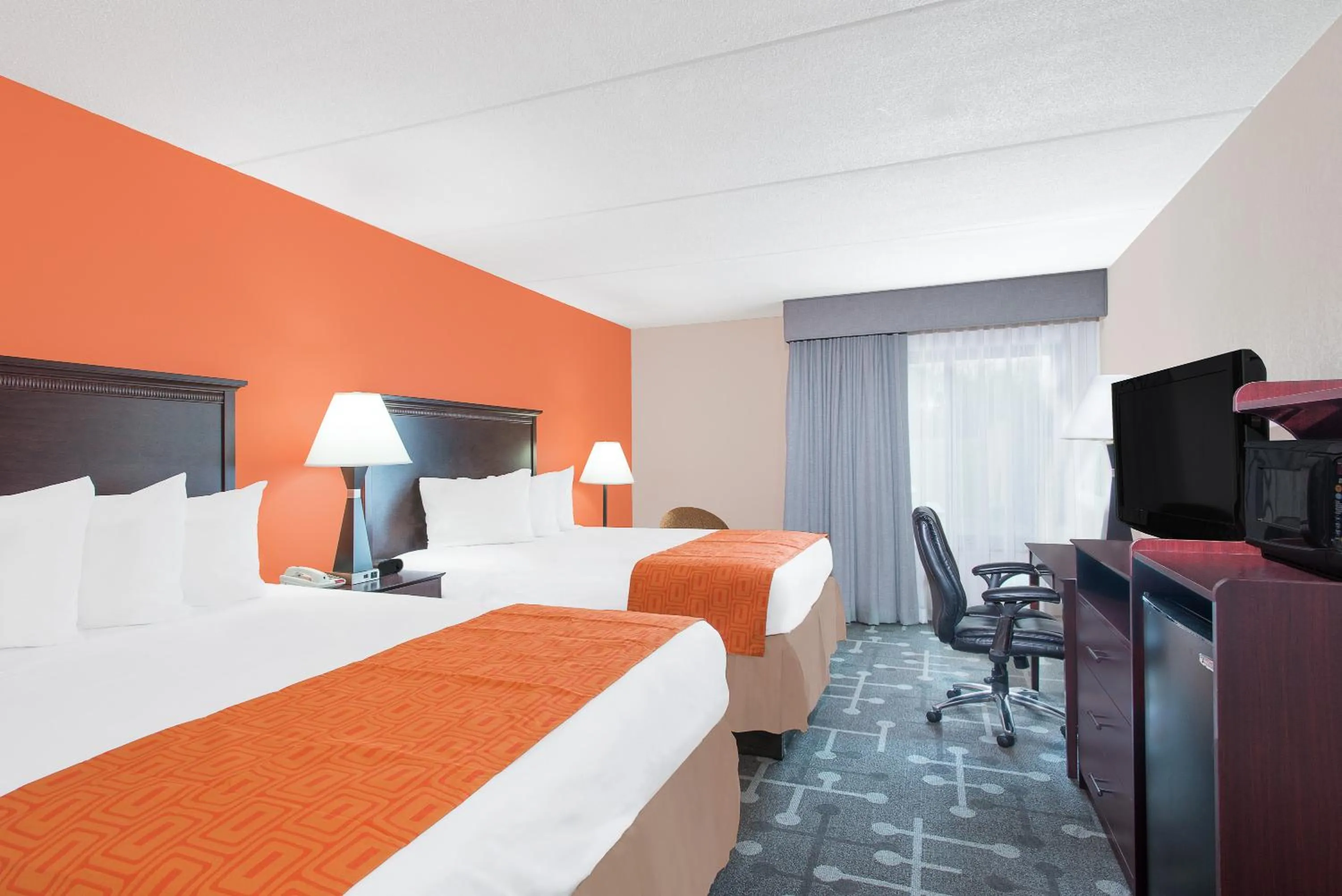 Bedroom, Bed in Howard Johnson by Wyndham Saugerties