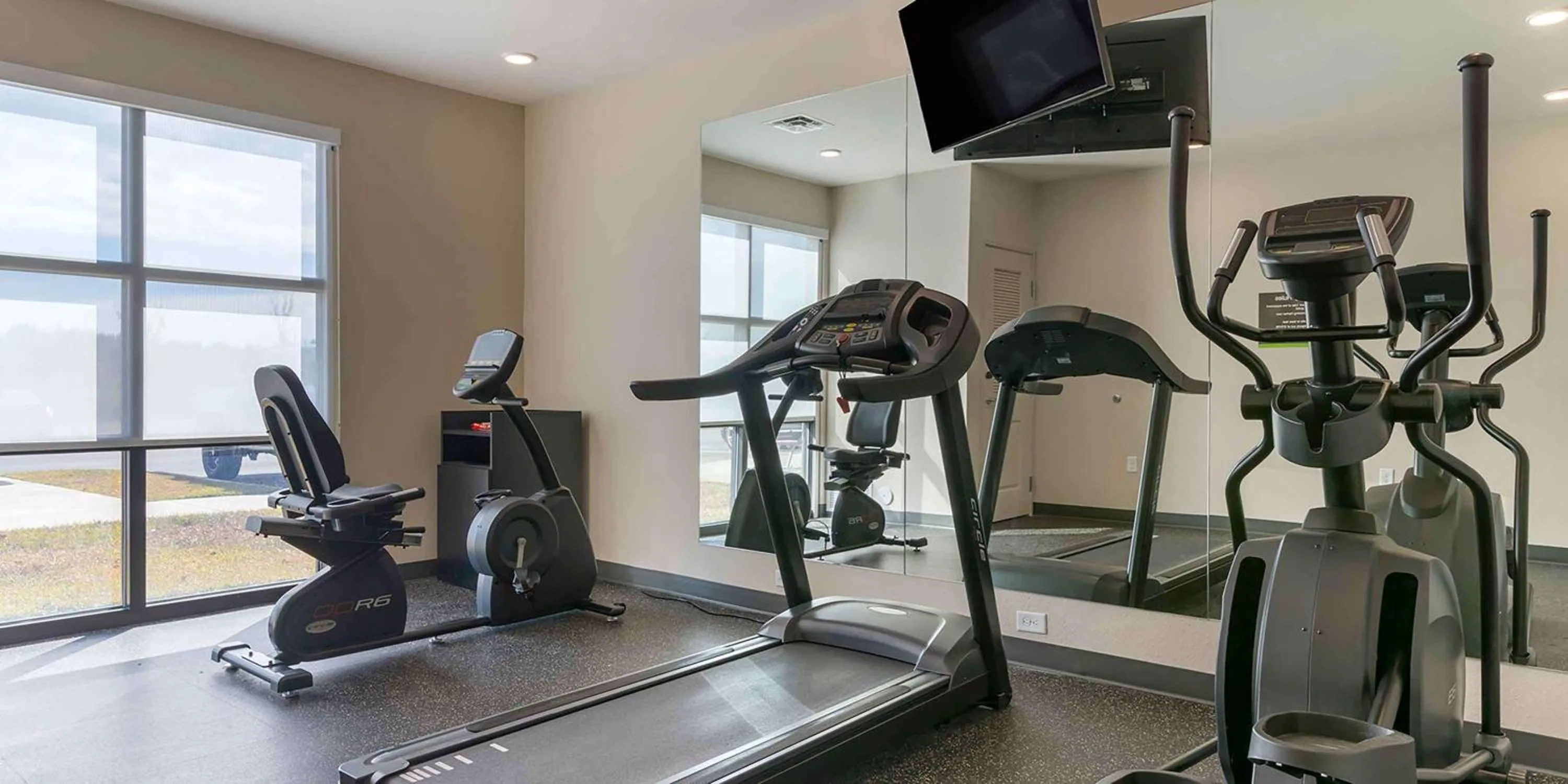 Fitness centre/facilities in Extended Stay America Premier Suites - Savannah - Pooler