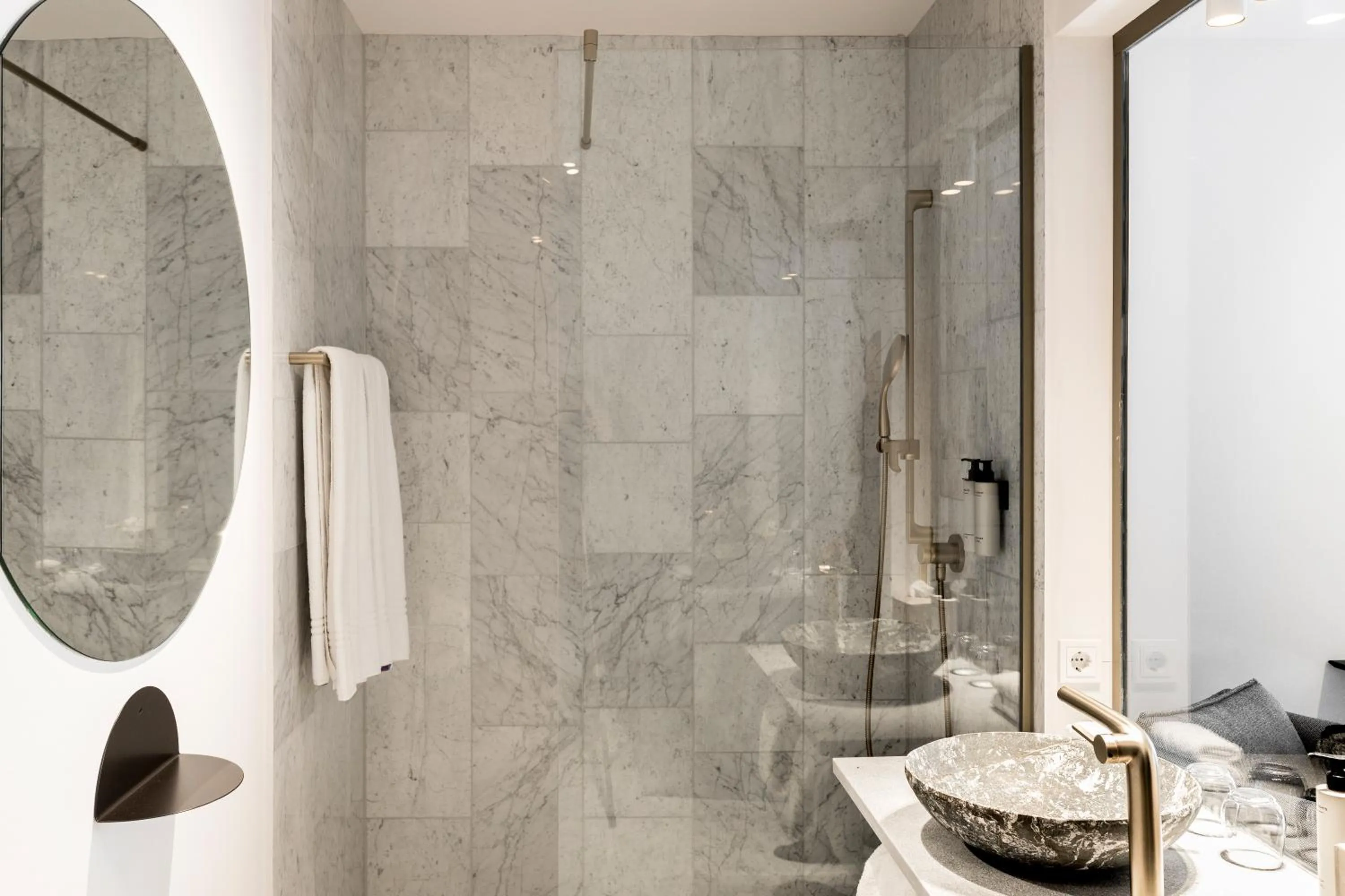 Bathroom in Kai 36 - Hotel zwischen Fels und Fluss