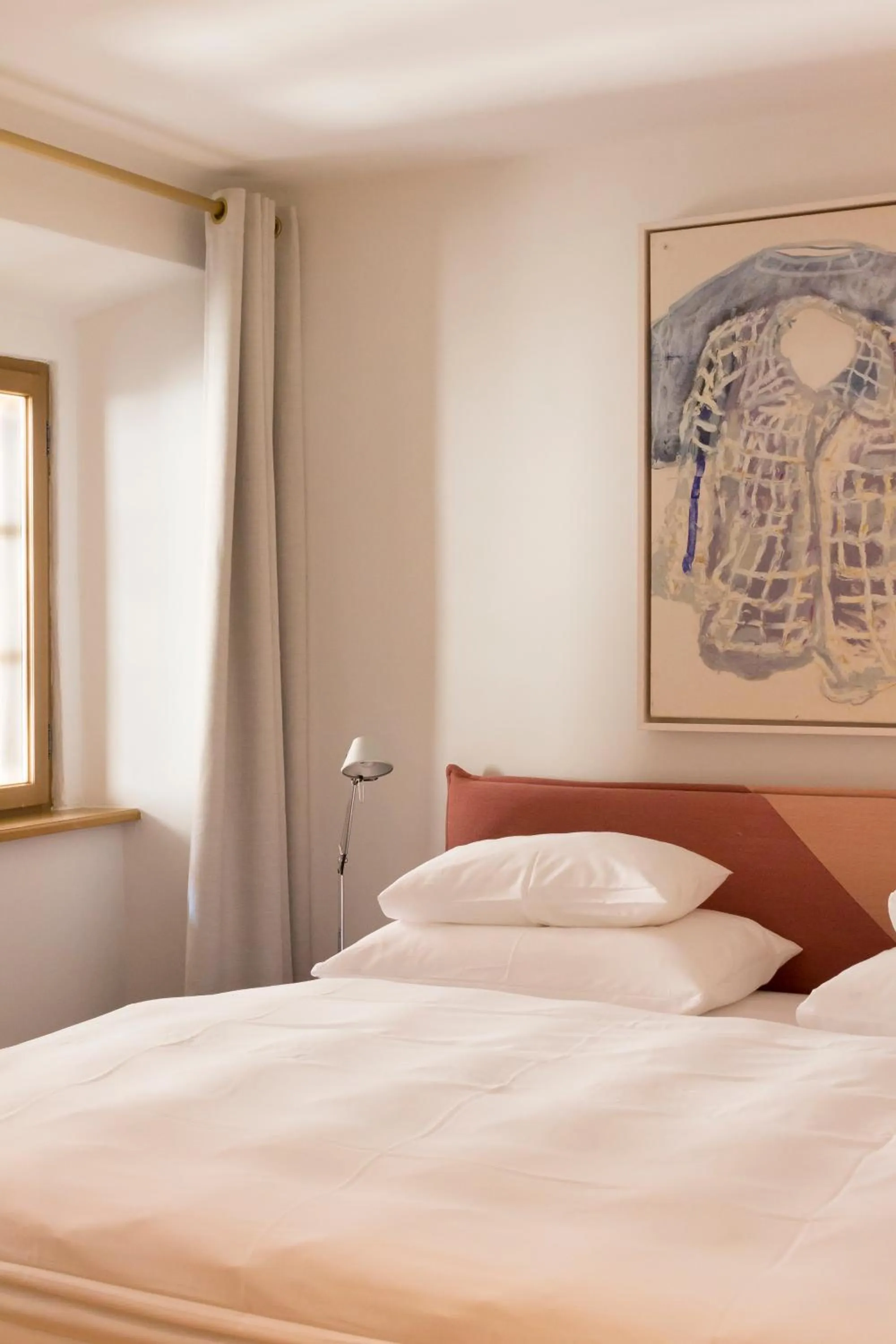 Photo of the whole room, Bed in Kai 36 - Hotel zwischen Fels und Fluss