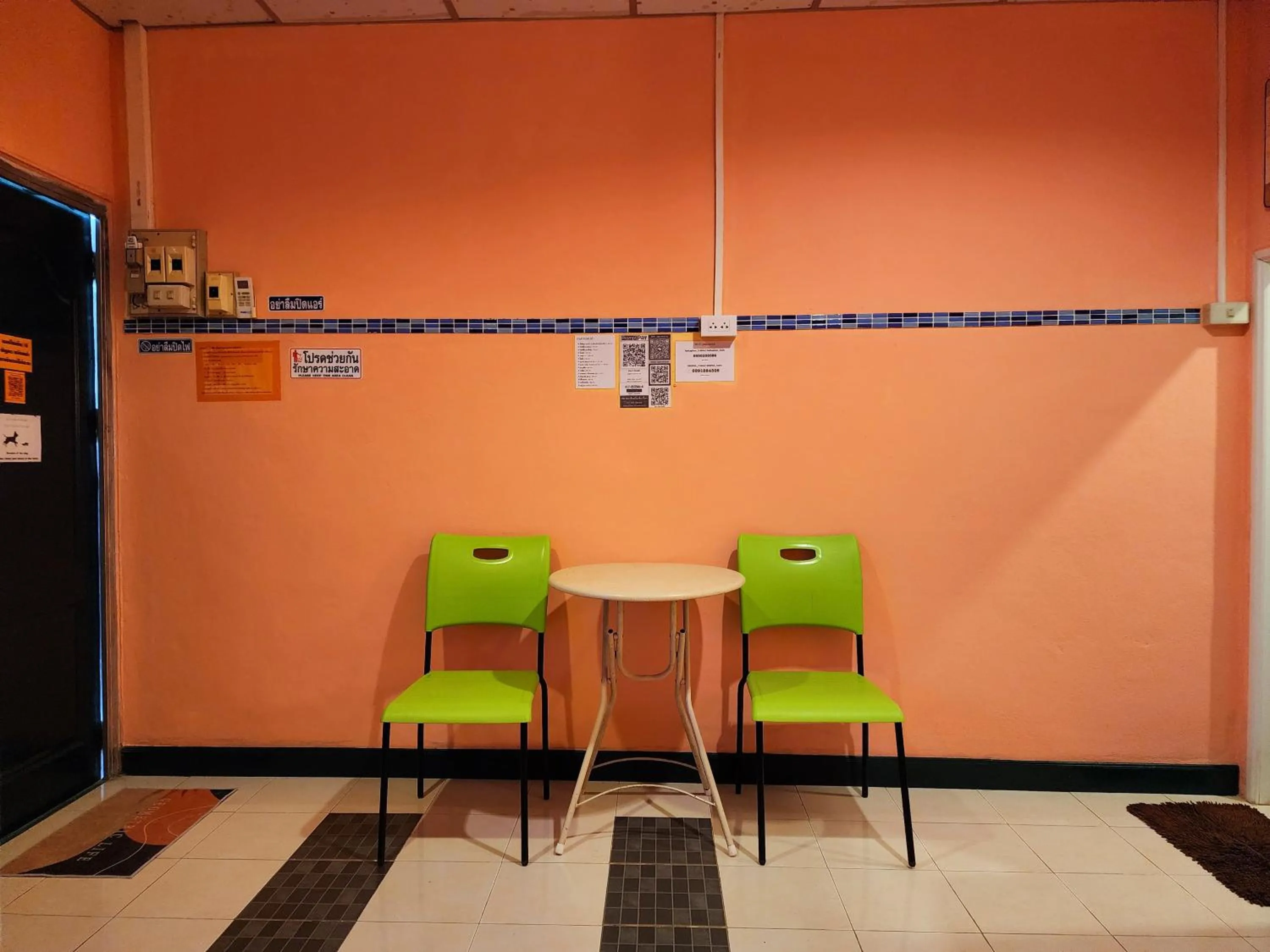 Living room in Ingpha Room For Rent