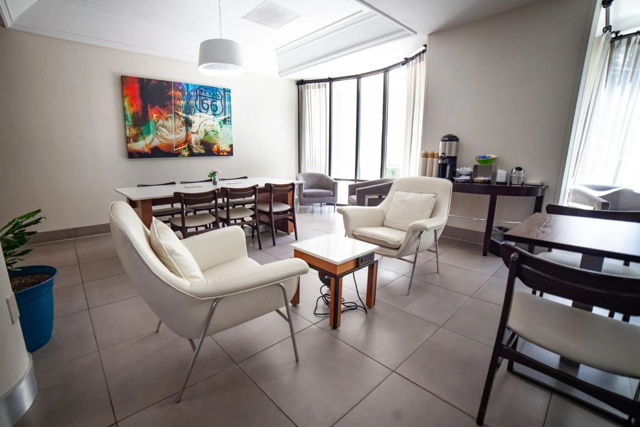 Breakfast in Holiday Inn Irving Las Colinas by IHG