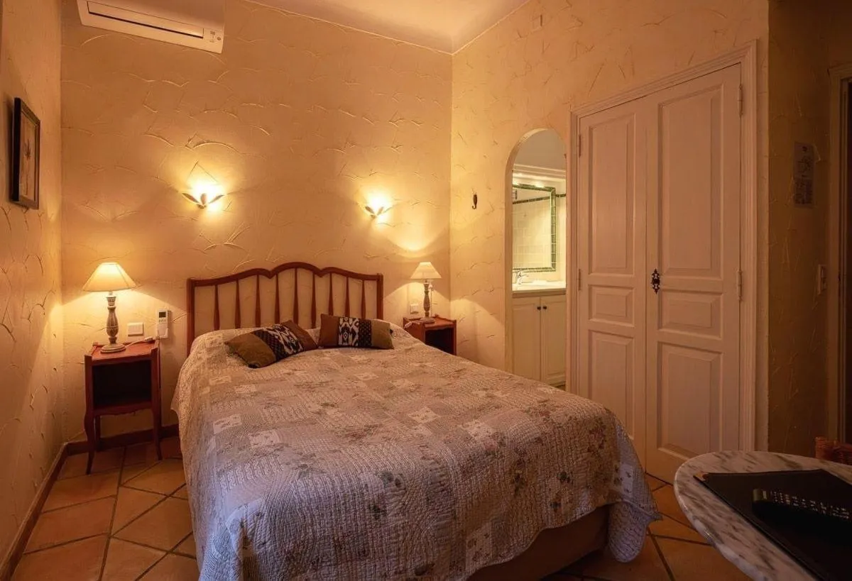 Bed in Hotel Villa Provencale