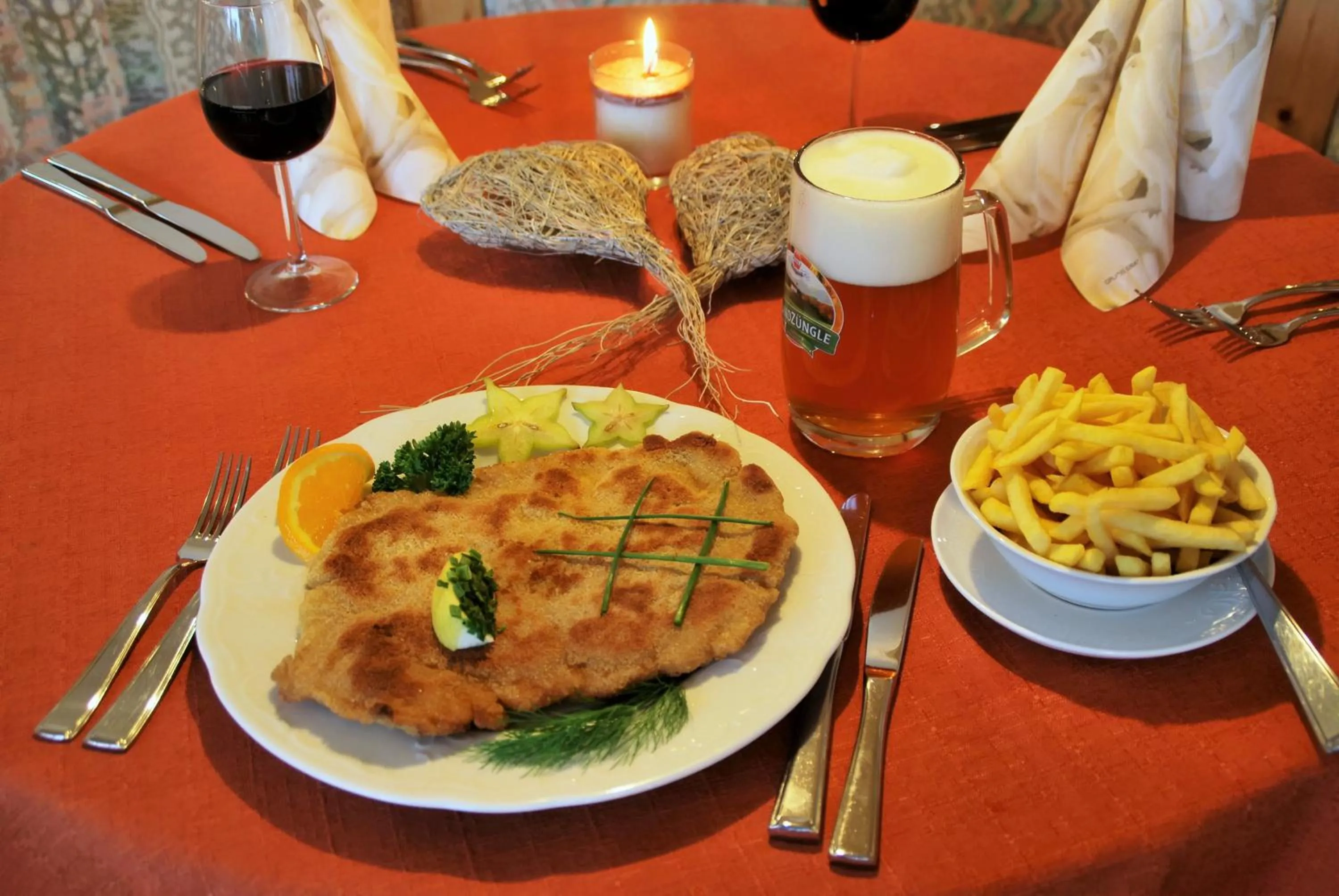 Food and drinks in Traditions-Gasthaus Bayrischer Hof