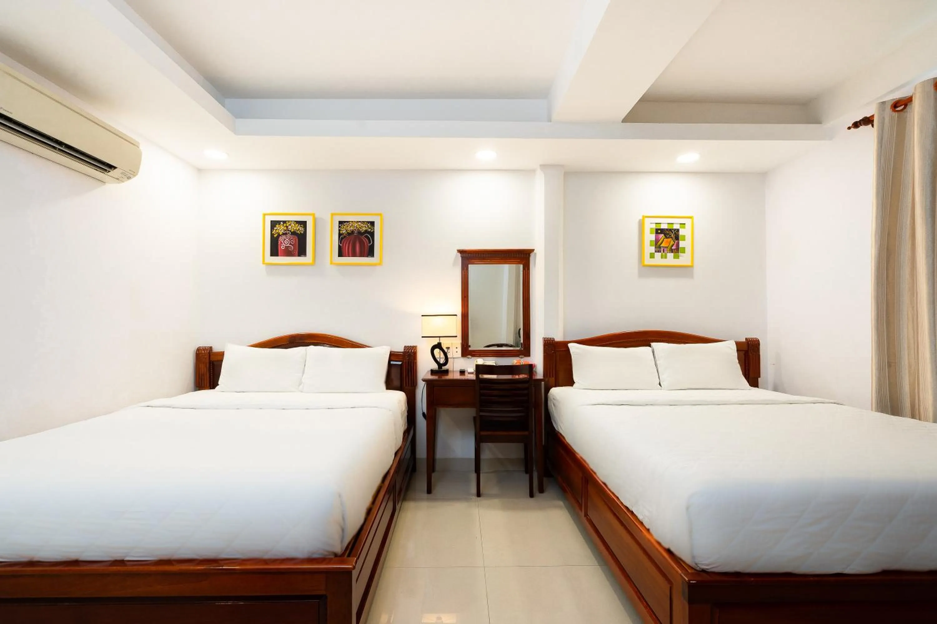 Bedroom, Bed in Hoang Hoang Hotel (Bloom 3)