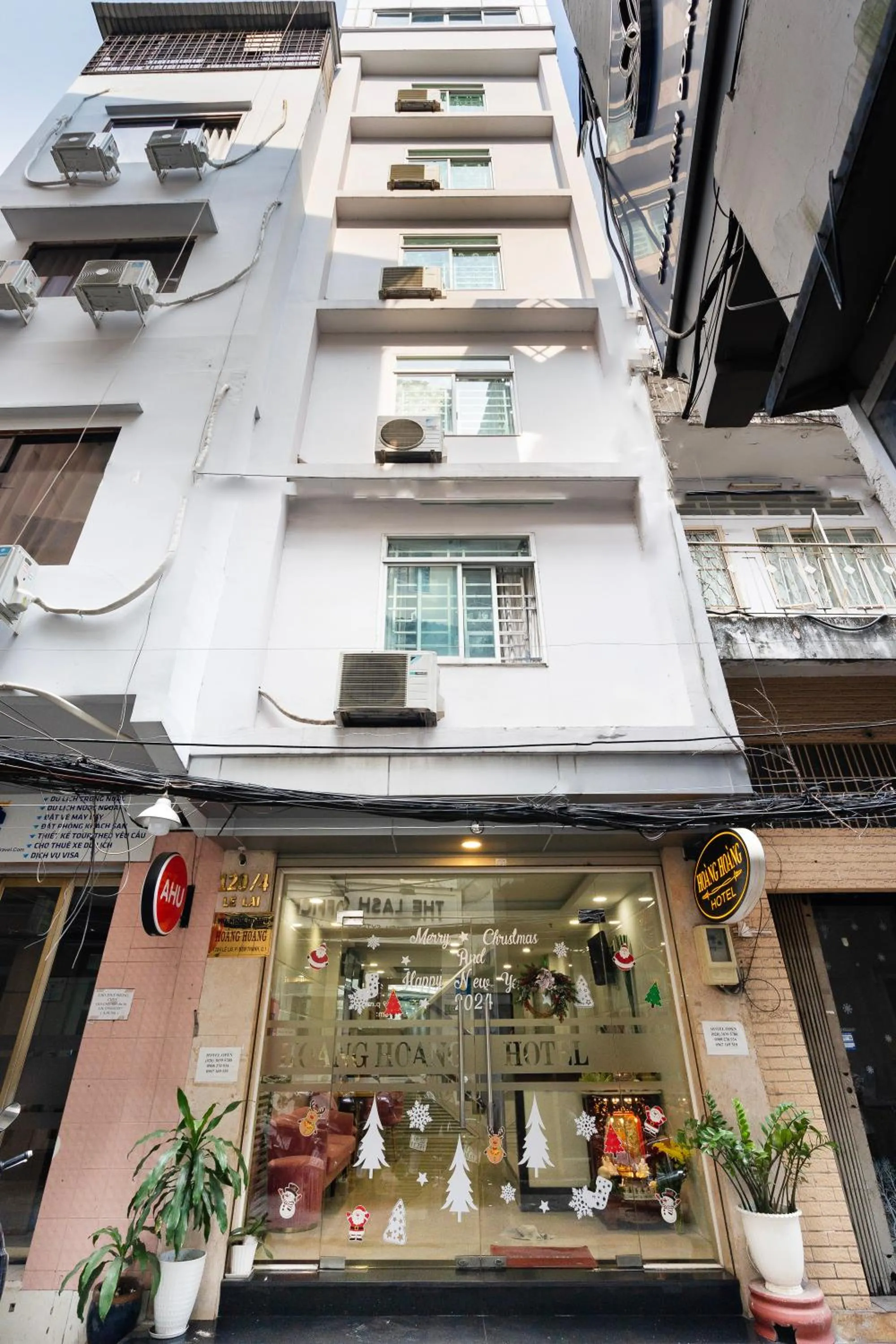 Property building in Hoang Hoang Hotel (Bloom 3)