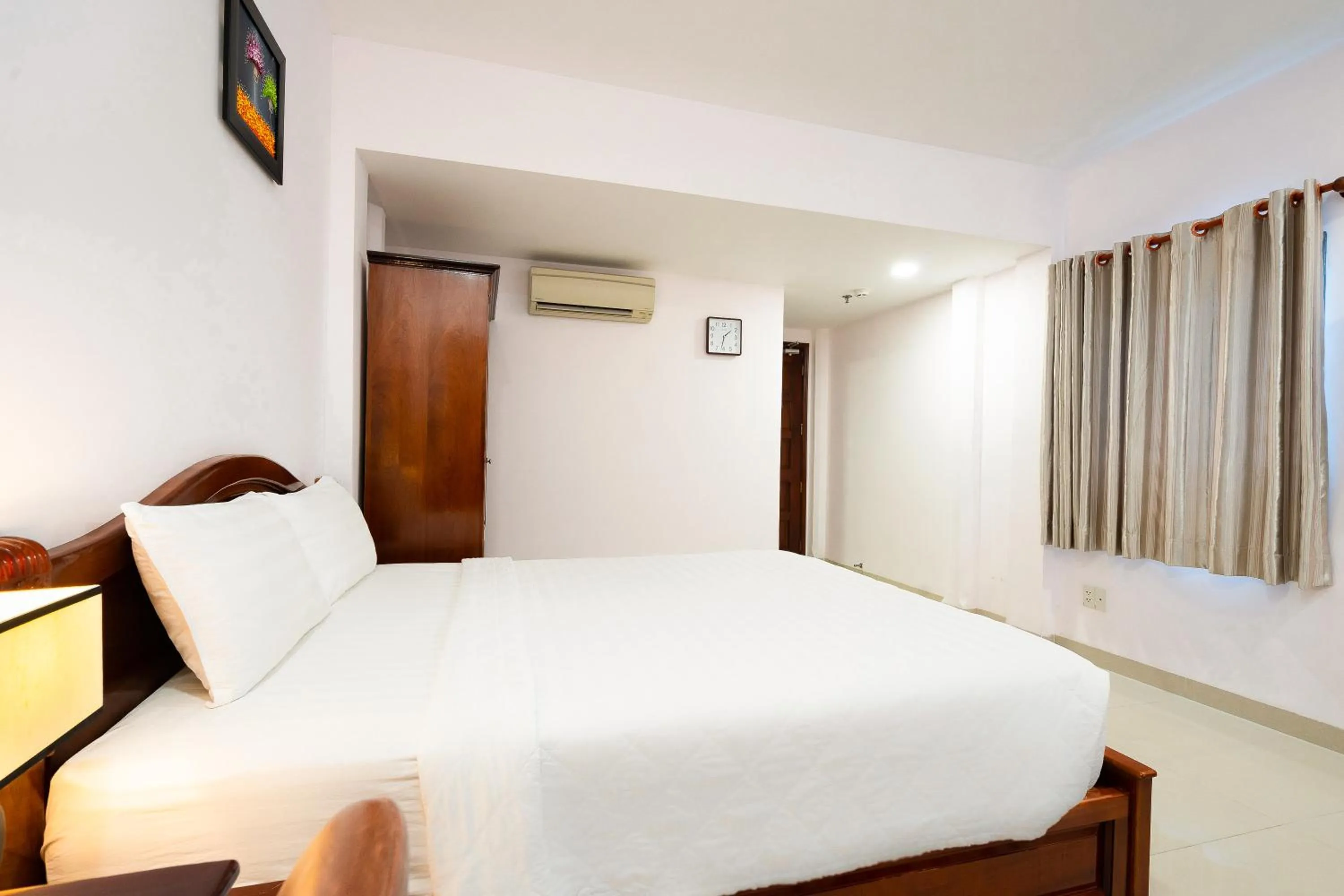 Bedroom, Bed in Hoang Hoang Hotel (Bloom 3)