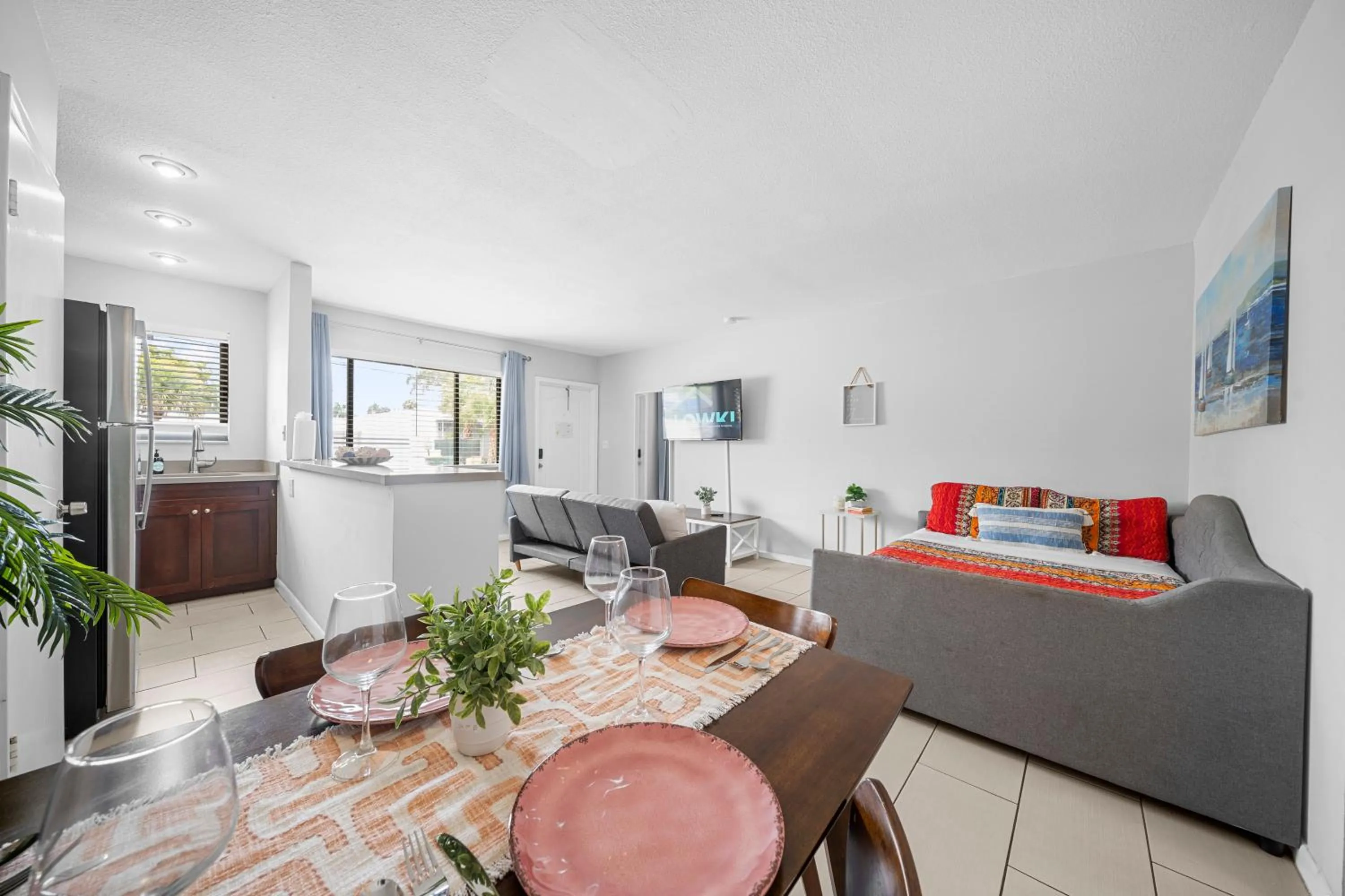 Bedroom in Bayview Apartments By Lowkl