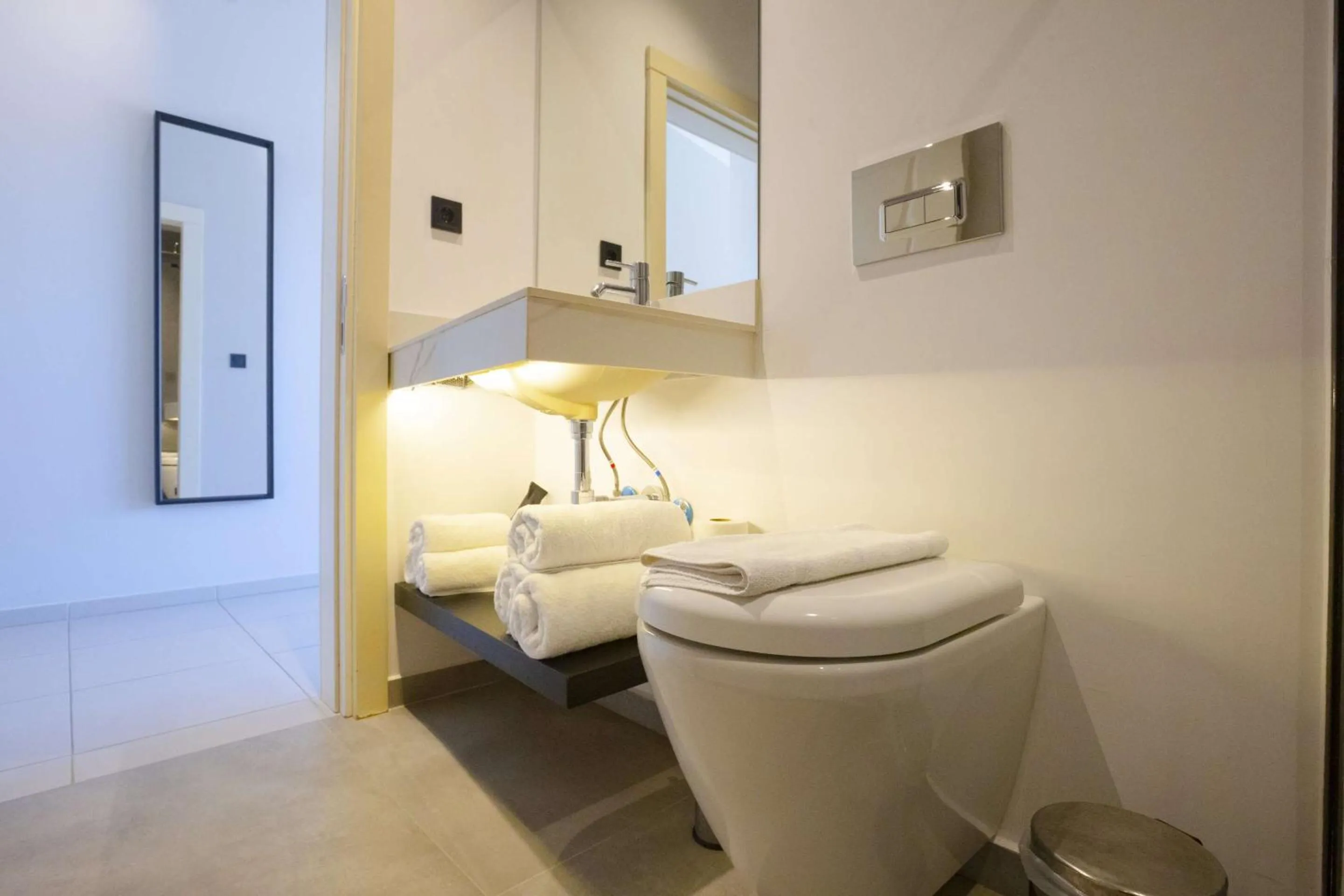 Bathroom in AEGEAN Apartments - Marina & Chios Island View