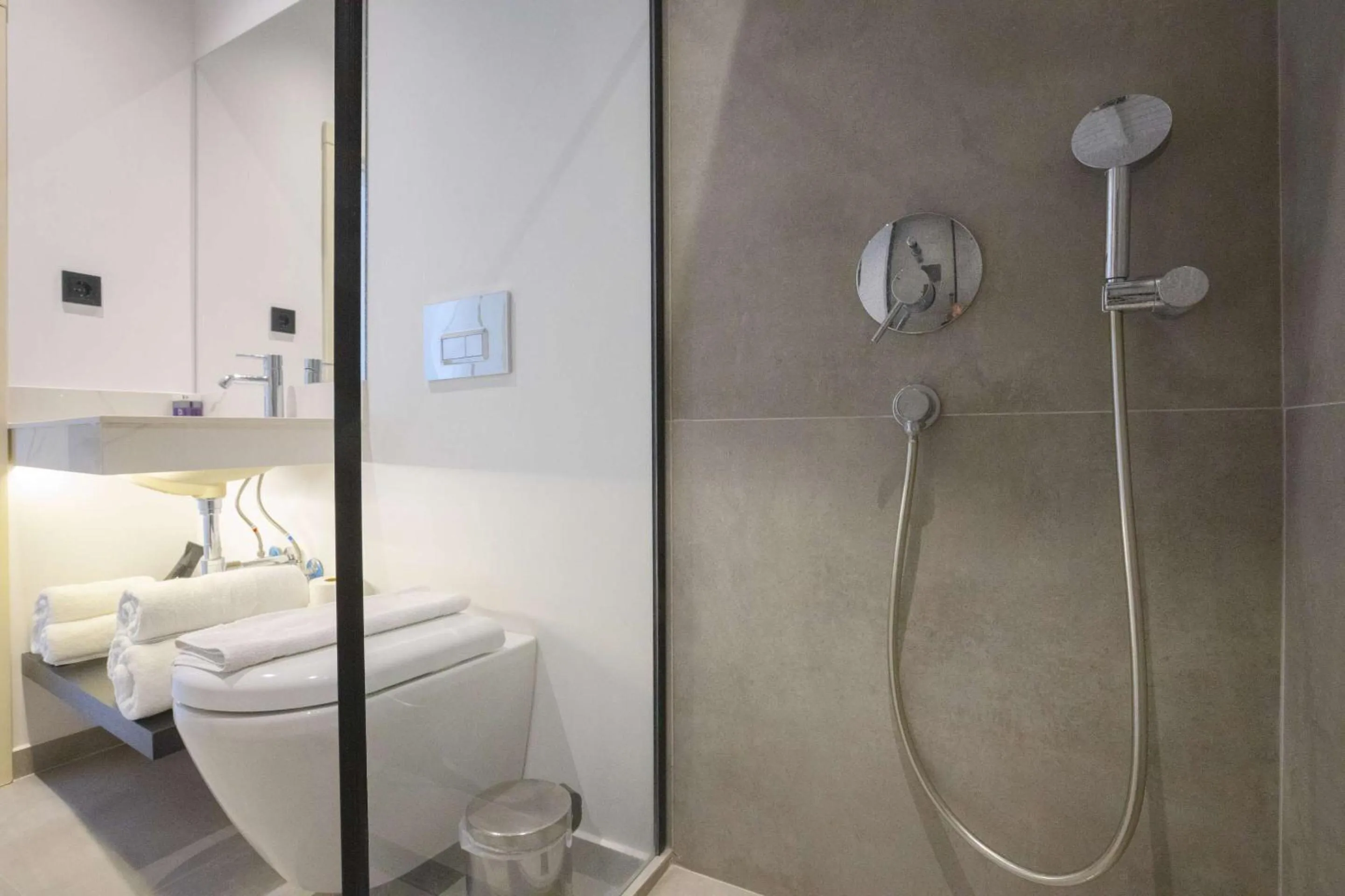 Bathroom in AEGEAN Apartments - Marina & Chios Island View