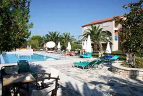 Swimming pool in Daniel Hotel