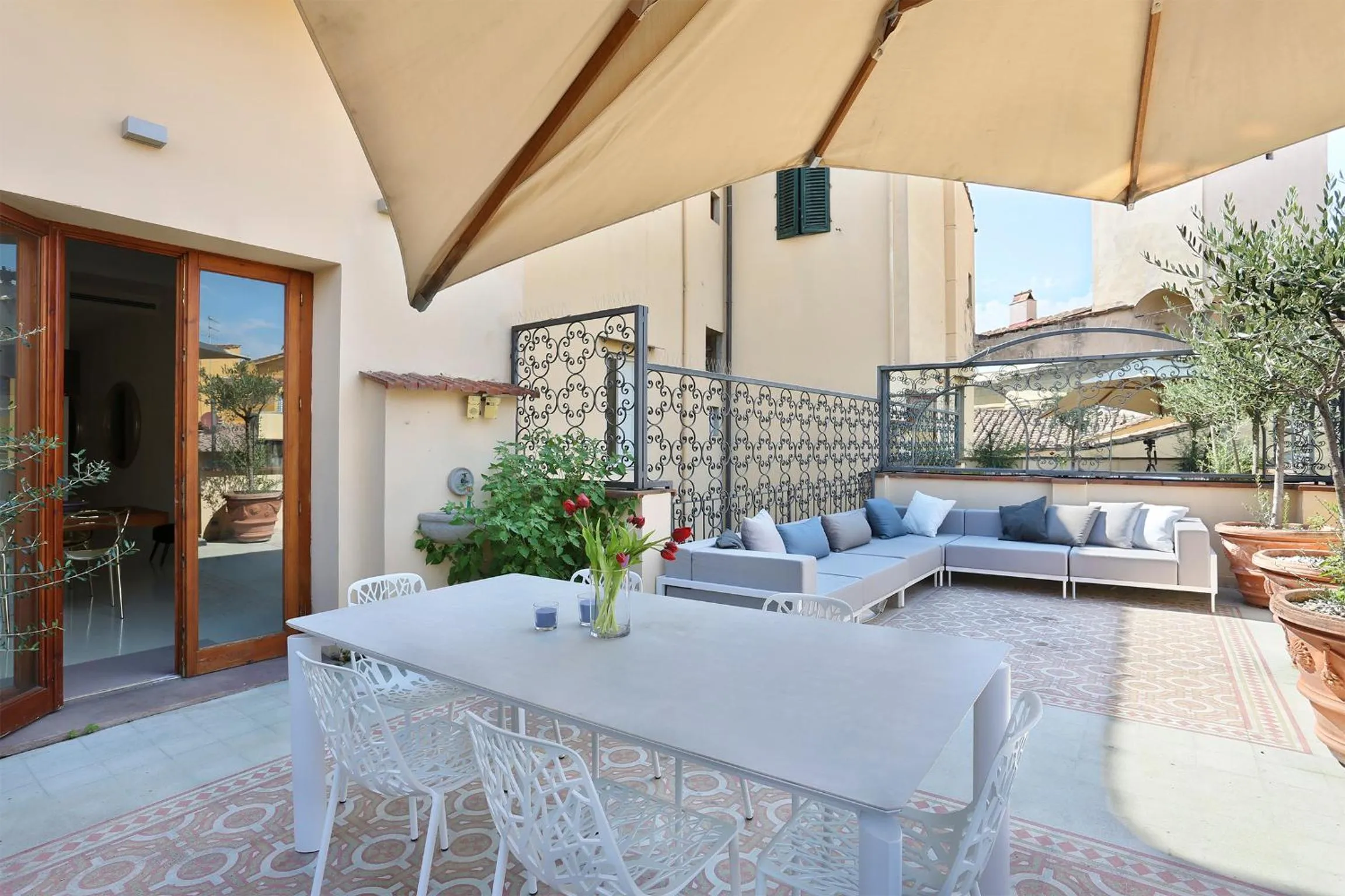 Balcony/Terrace in LUXURY suite with amazing Terrace in Florence-hosted by Sweetstay