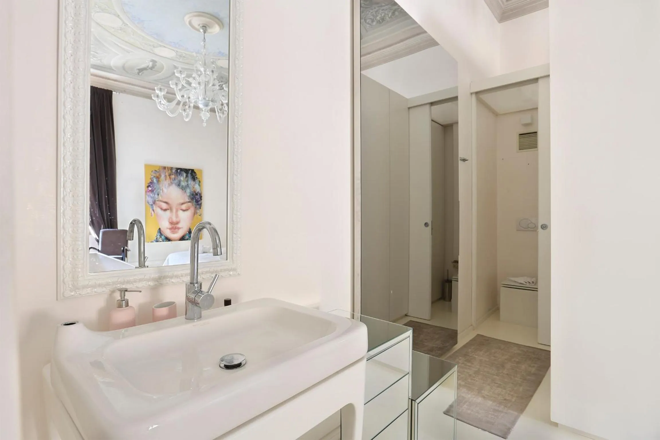 Bathroom in LUXURY suite with amazing Terrace in Florence-hosted by Sweetstay
