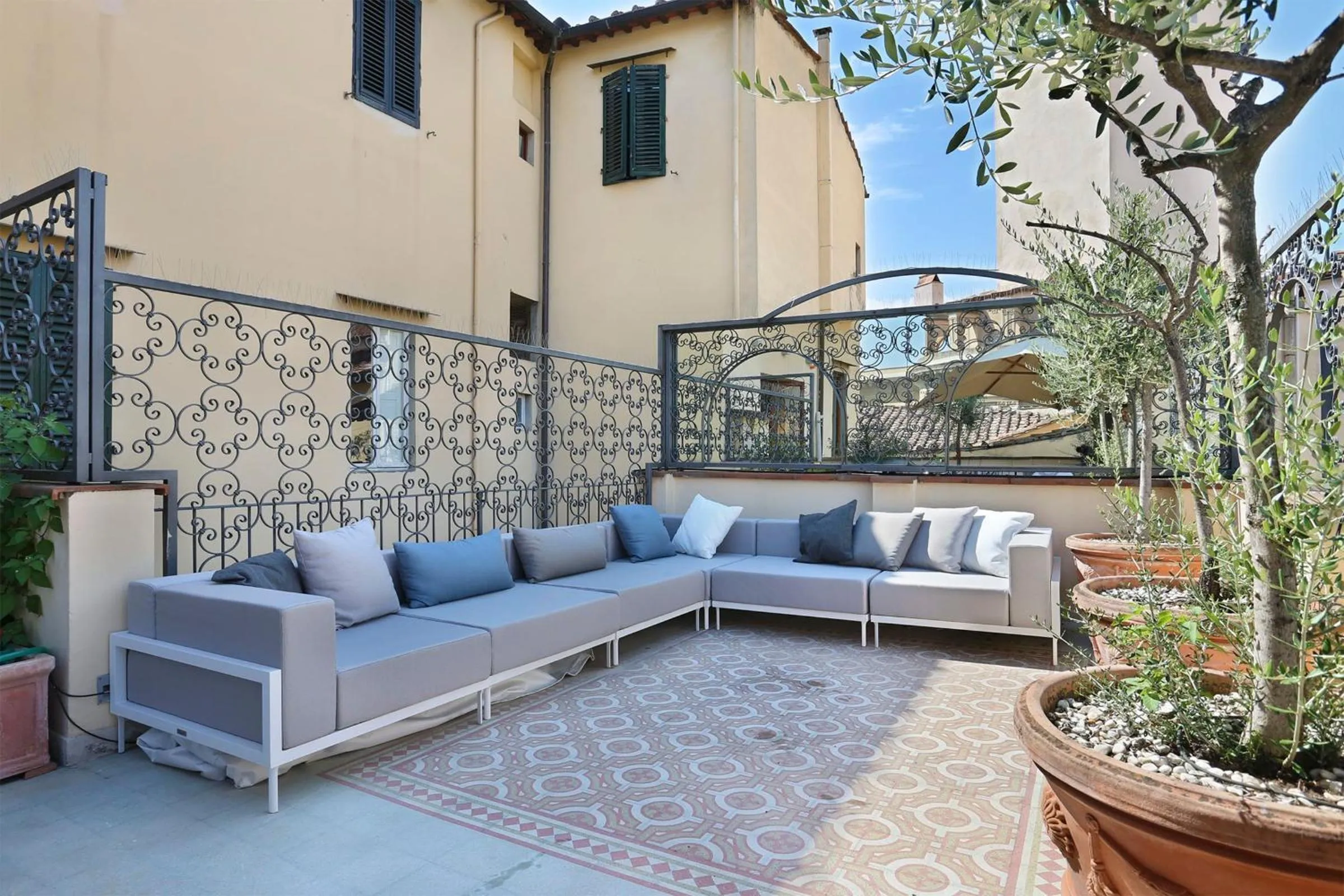 Balcony/Terrace in LUXURY suite with amazing Terrace in Florence-hosted by Sweetstay