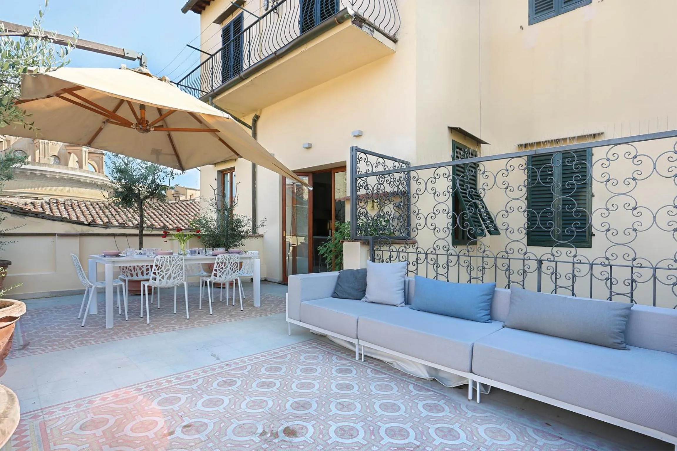 Balcony/Terrace in LUXURY suite with amazing Terrace in Florence-hosted by Sweetstay