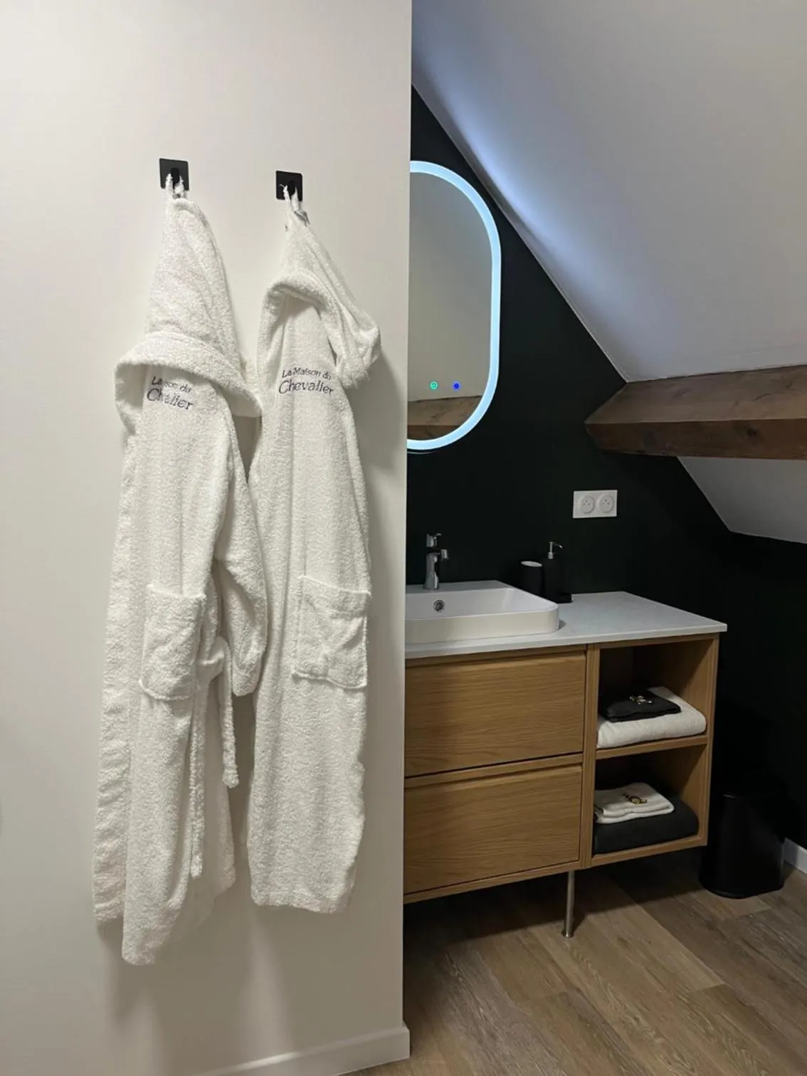 Bathroom in La Maison du Chevalier - Chambres et tables d'hôtes - adults only