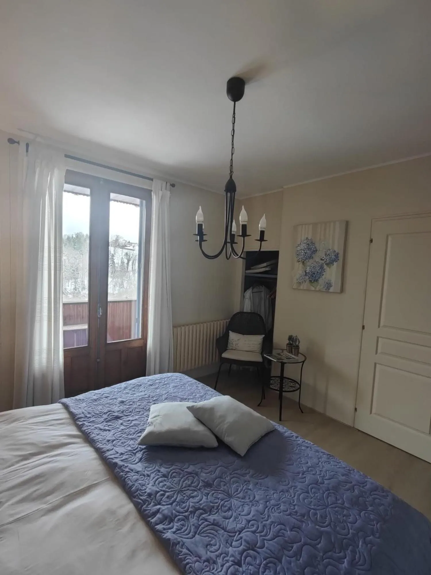 Bedroom, Bed in La Maison du Chevalier - Chambres et tables d'hôtes - adults only