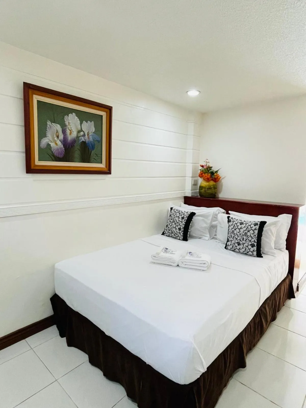 Bedroom, Bed in Loreland Farm Resort