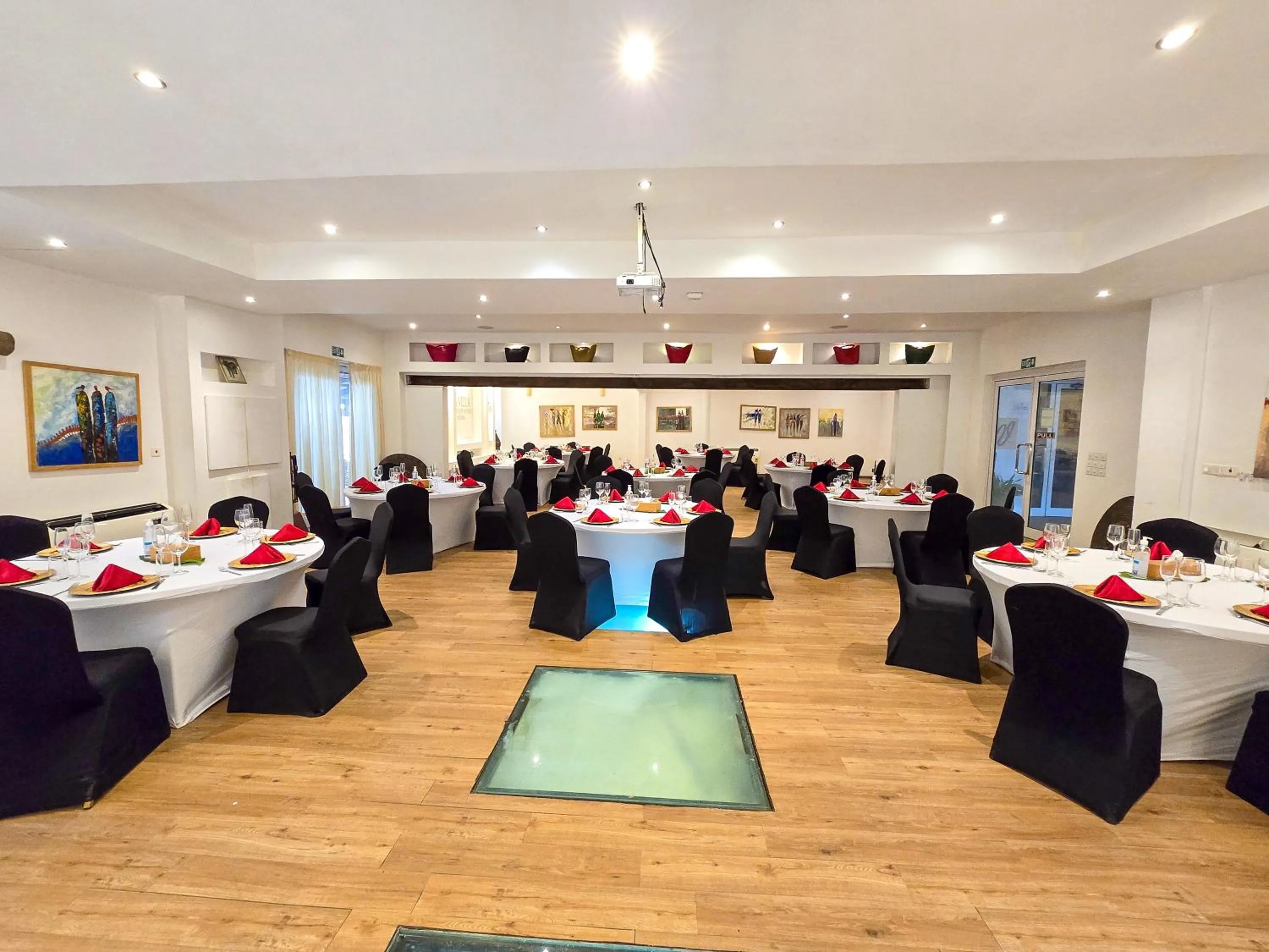 Meeting/conference room in La Villa Boutique Hotel