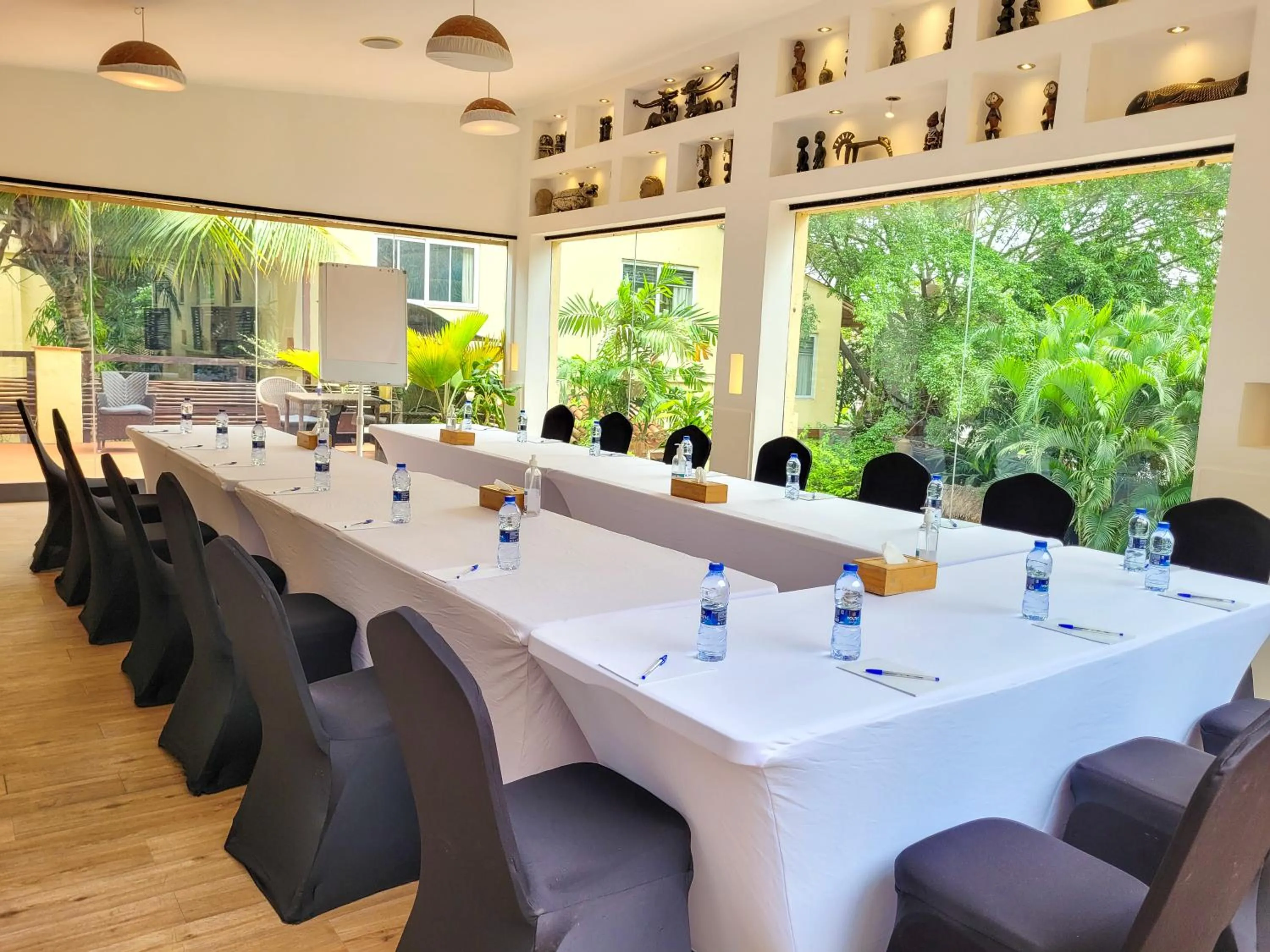 Meeting/conference room in La Villa Boutique Hotel