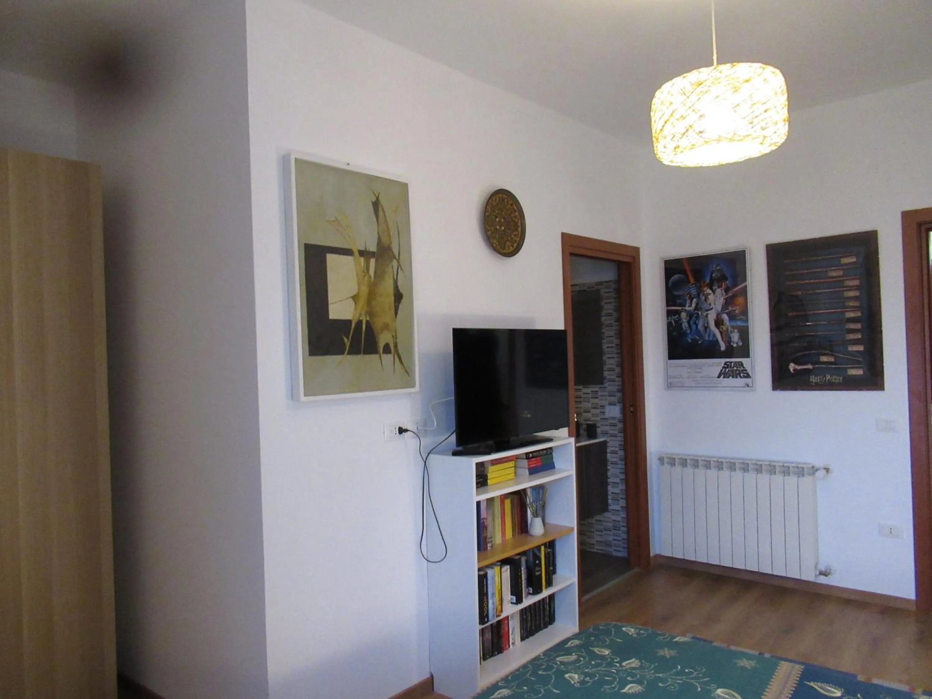 Photo of the whole room in La Casa delle Storie