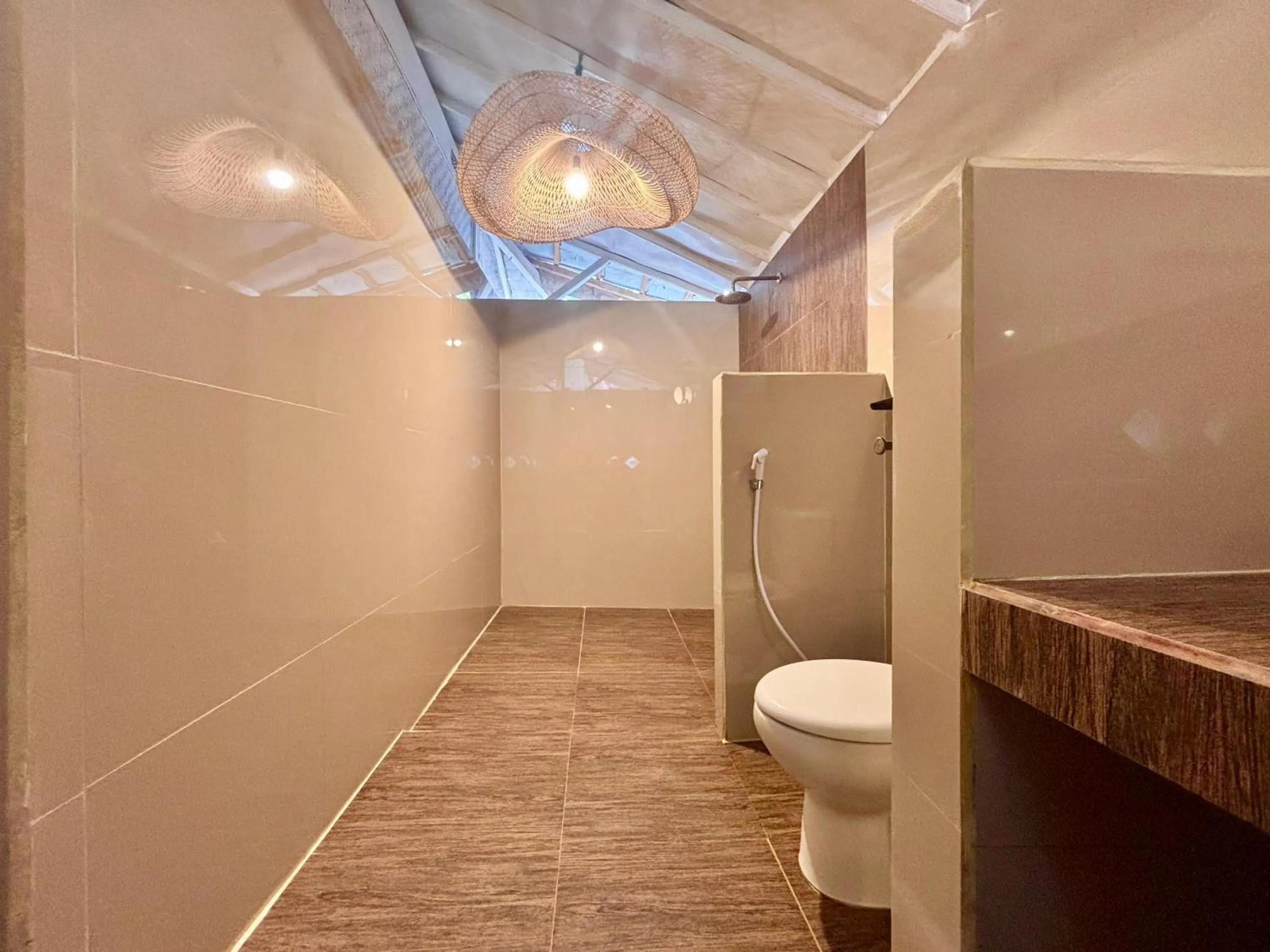 Toilet in Alibaba Bungalows