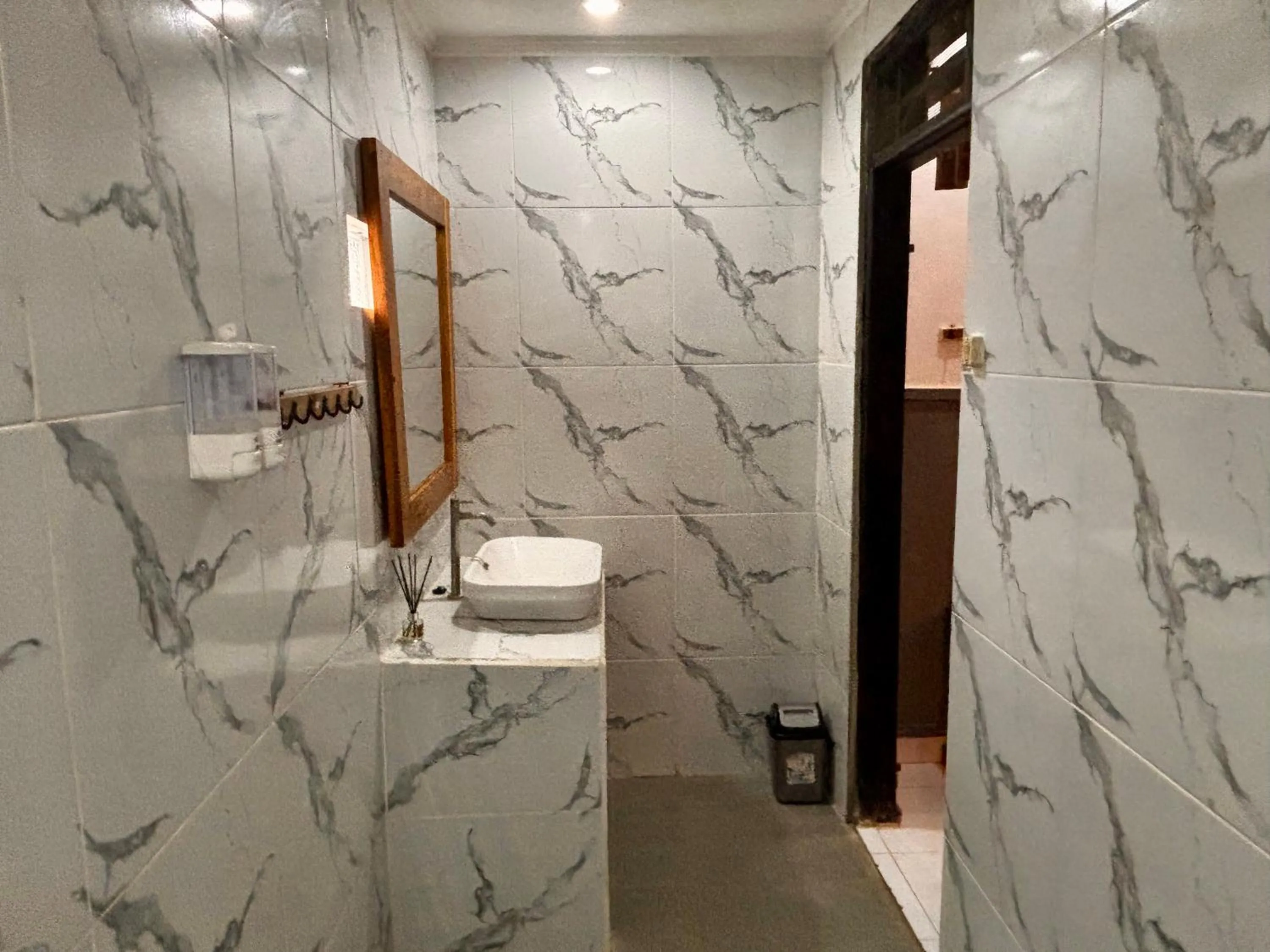 Bathroom in Alibaba Bungalows