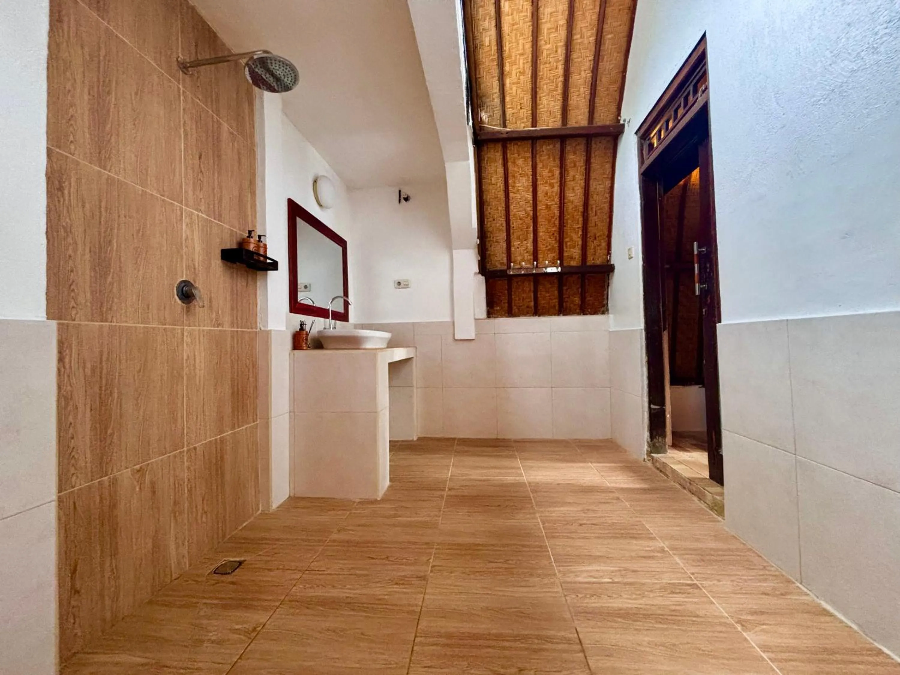 Toilet in Alibaba Bungalows