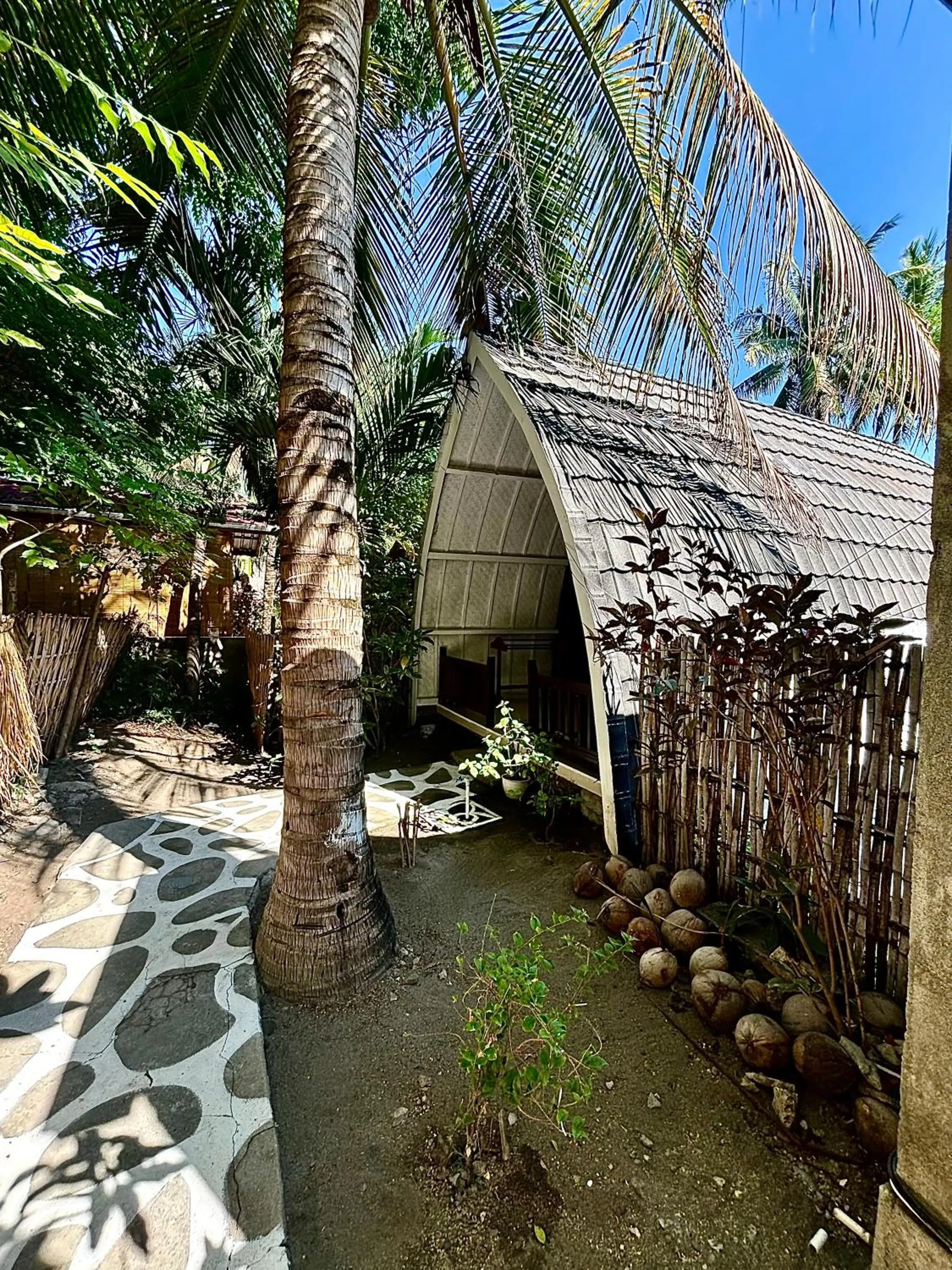 Property building in Alibaba Bungalows