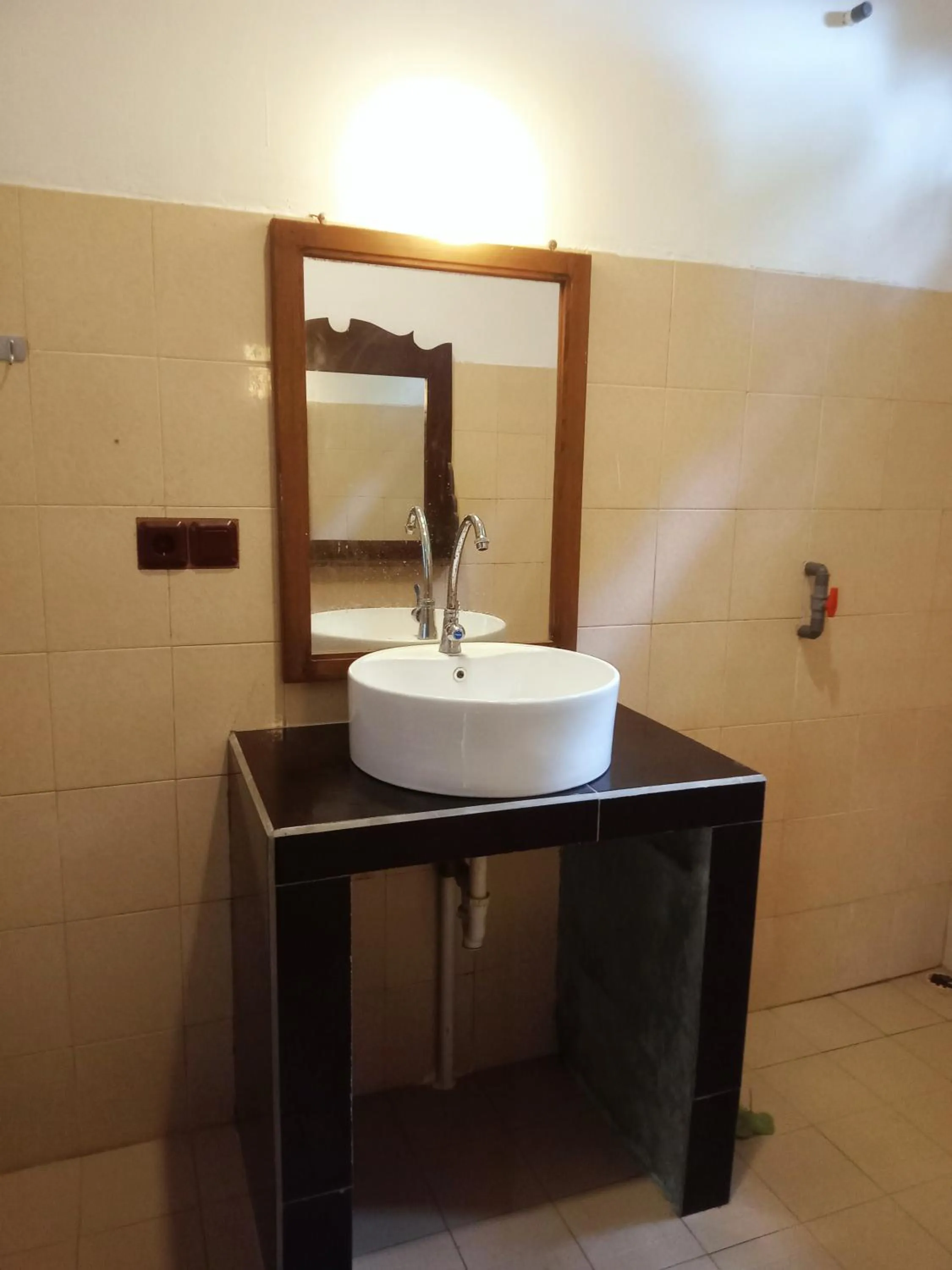 Area and facilities in Alibaba Bungalows