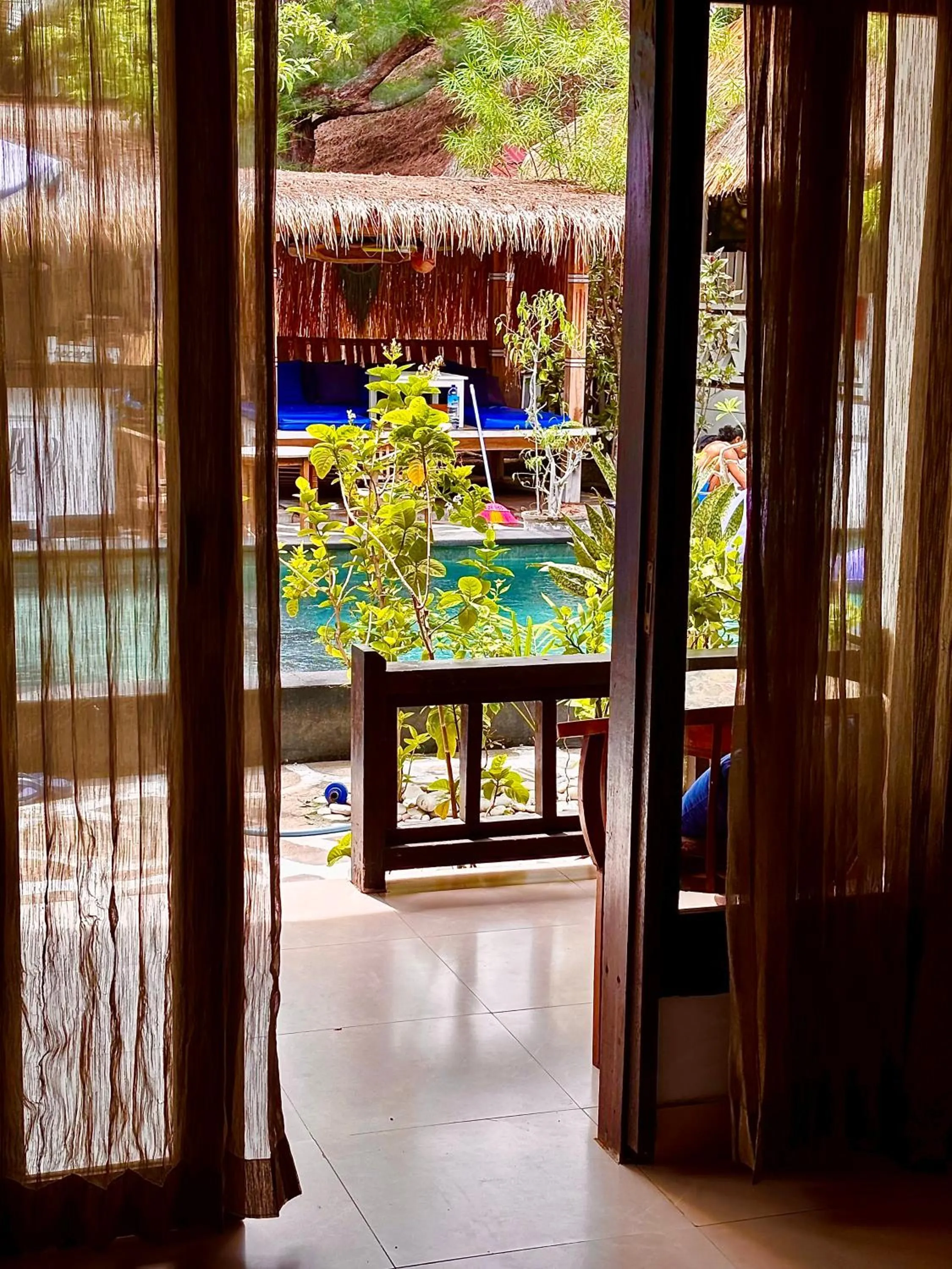 Swimming pool in Alibaba Bungalows